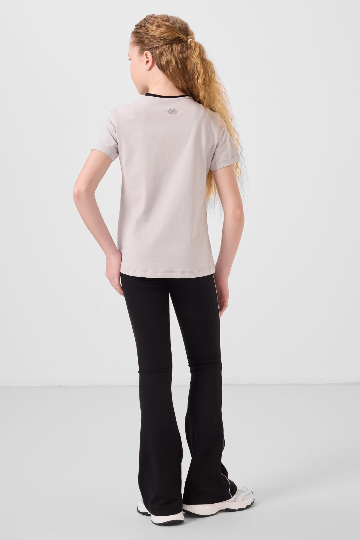 Taş-Siyah Pamuklu O Yaka Standart Fit Basic İspanyol Paça Kız Çocuk Tayt Takım - 75192