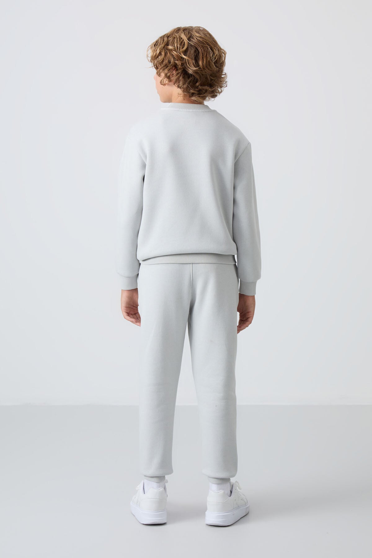 Taş Pamuklu Kalın İçi Tüylü Yumuşak Dokulu Standart Fit Nakışlı Erkek Çocuk Eşofman Takım - 11249