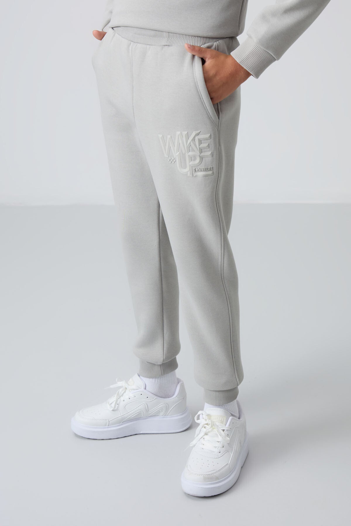 Taş Pamuklu Kalın İçi Tüylü Yumuşak Dokulu Standart Fit Baskılı Erkek Çocuk Eşofman Takım - 11253