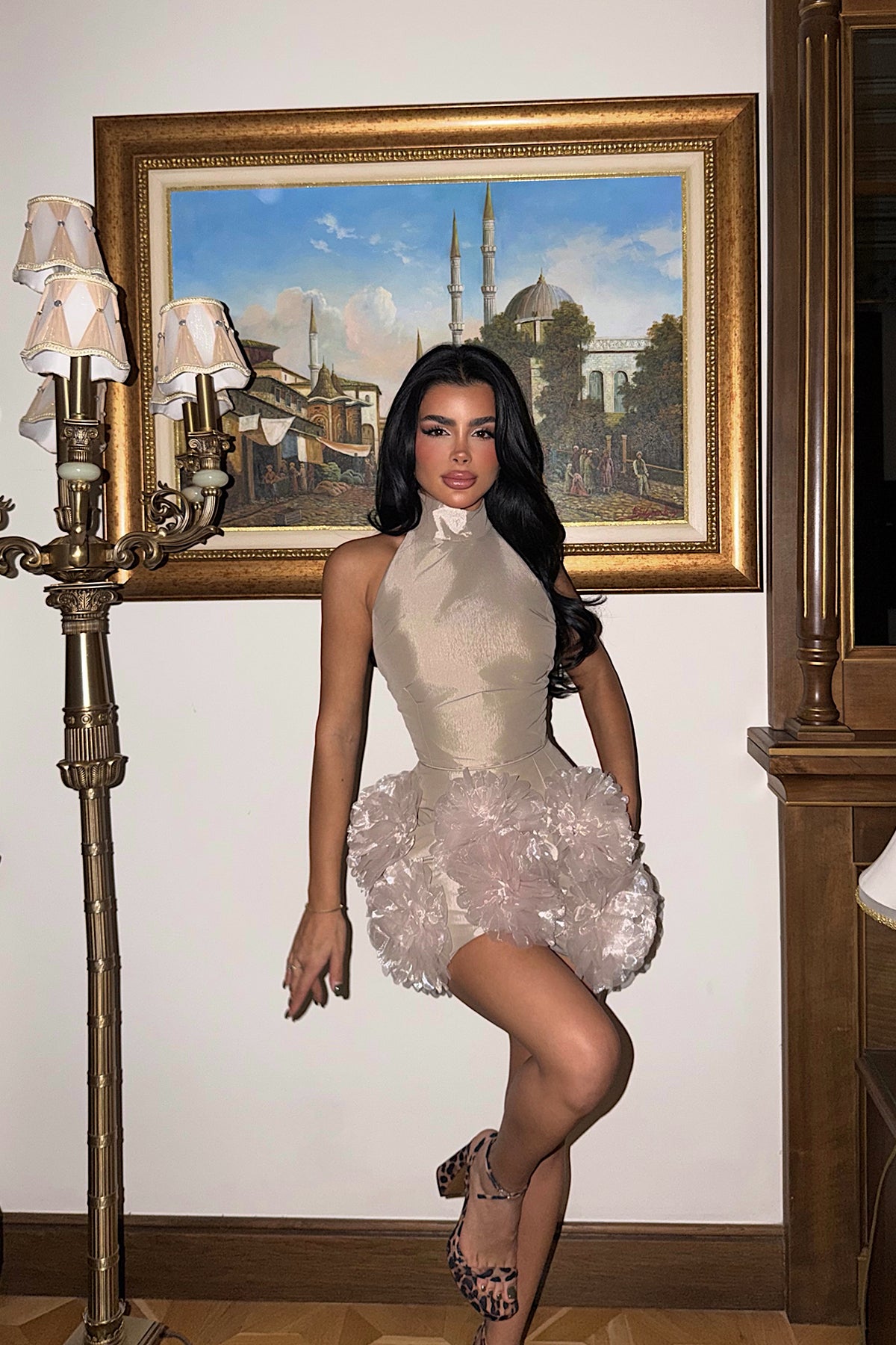 Taş Freyya Etek Ucu Gül Detaylı Mini Elbise ATE-3640