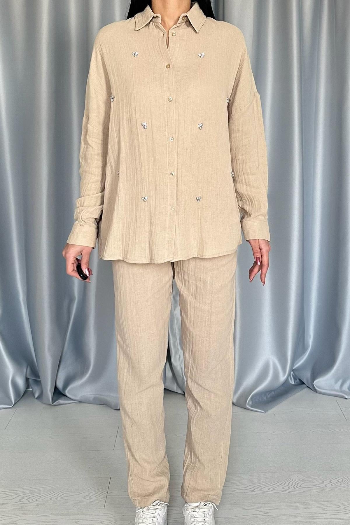 Toptan Bej 3 Taş Motifli Gömlek Ve Pantolon Takım