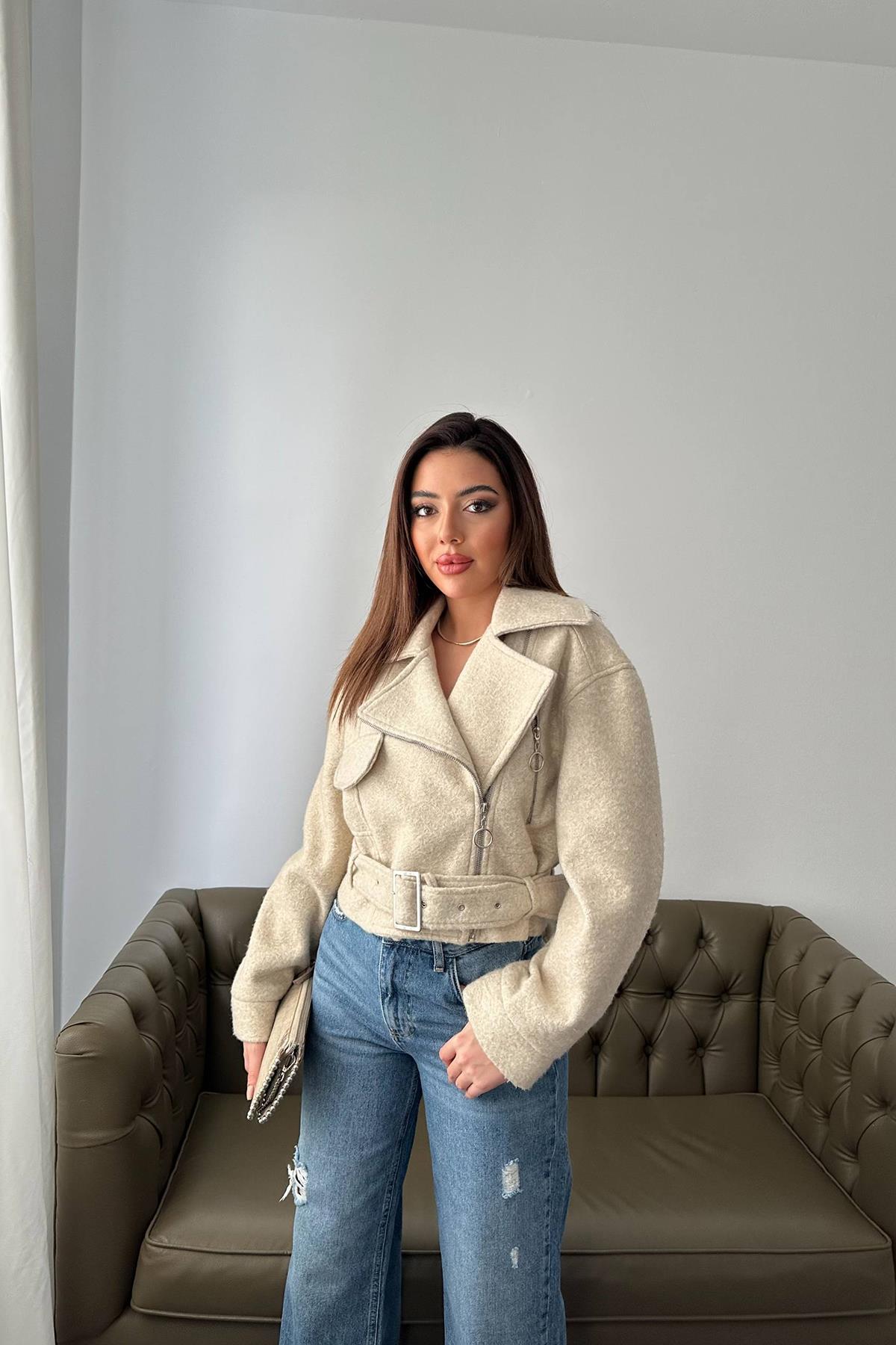 Toptan Bej Kuşgözü Kaşe Manto Bej L