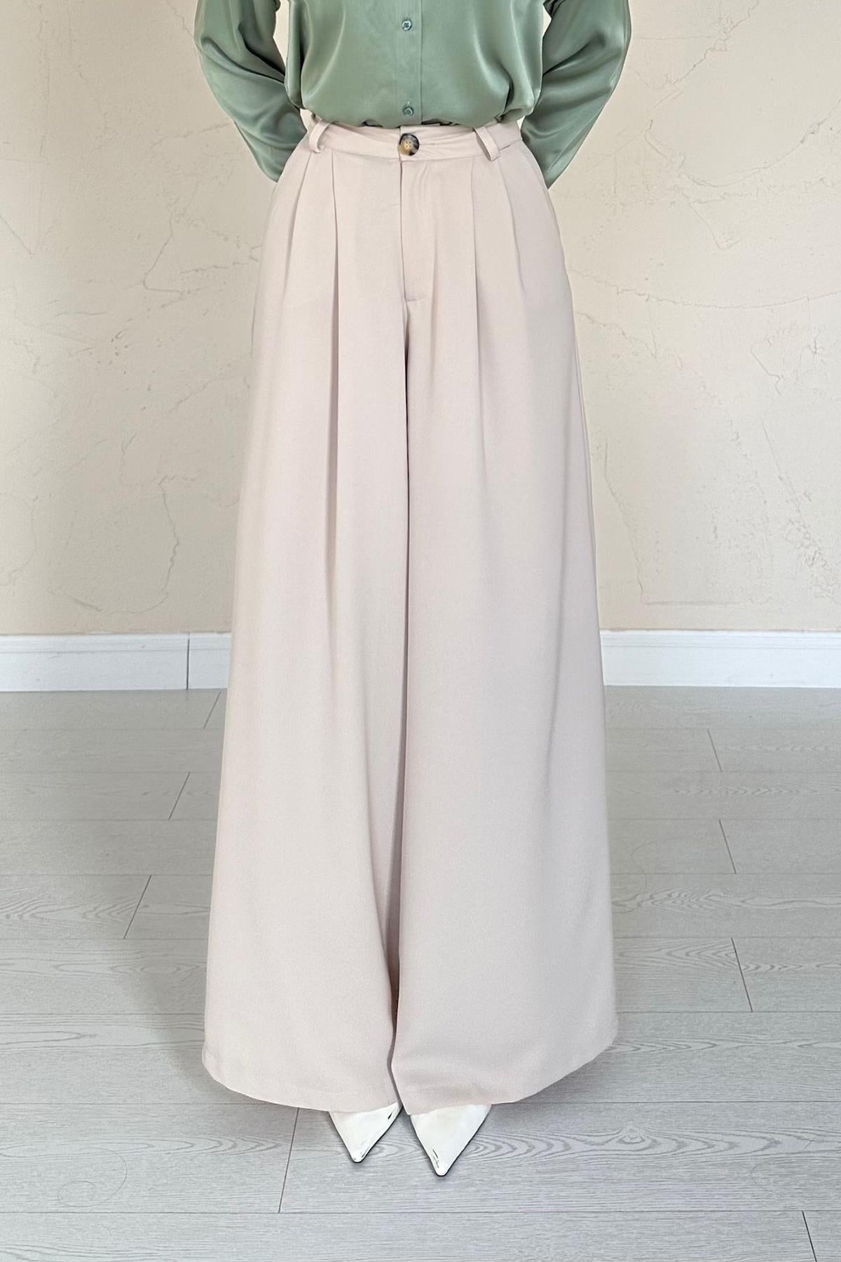 Toptan Bej Pileli Comfort Pantolon