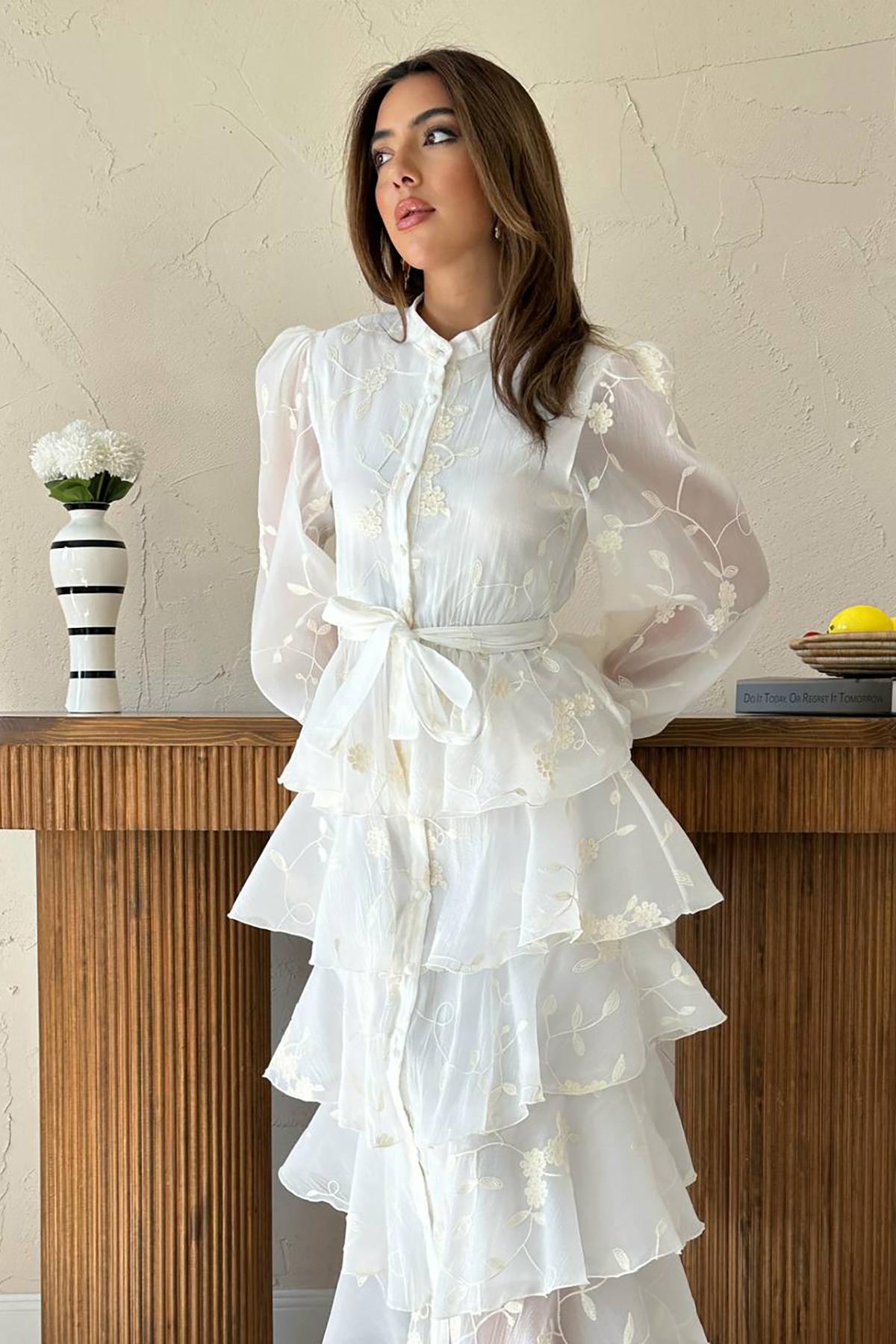 Toptan Ekru Kat Kat Kuşaklı Elbise