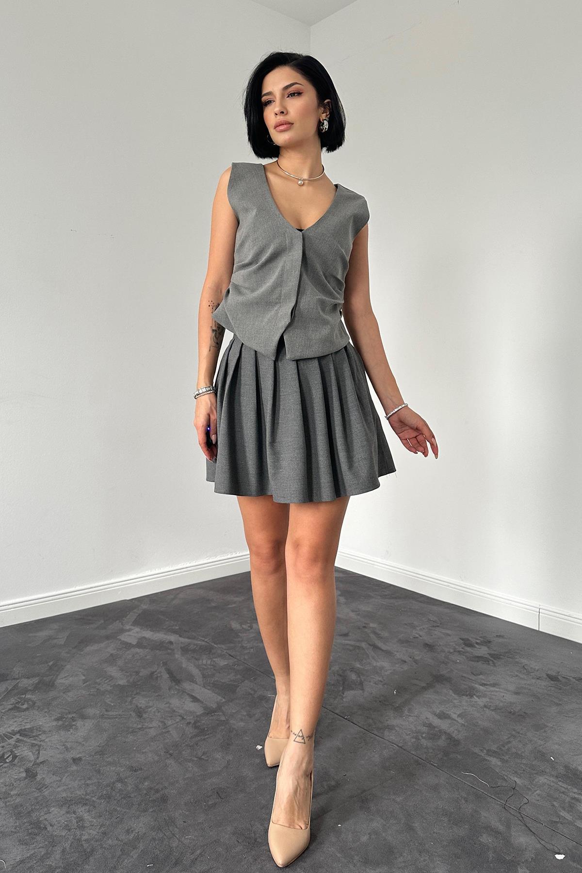 Toptan Gri Pilikaşe Mini Etek Gri L