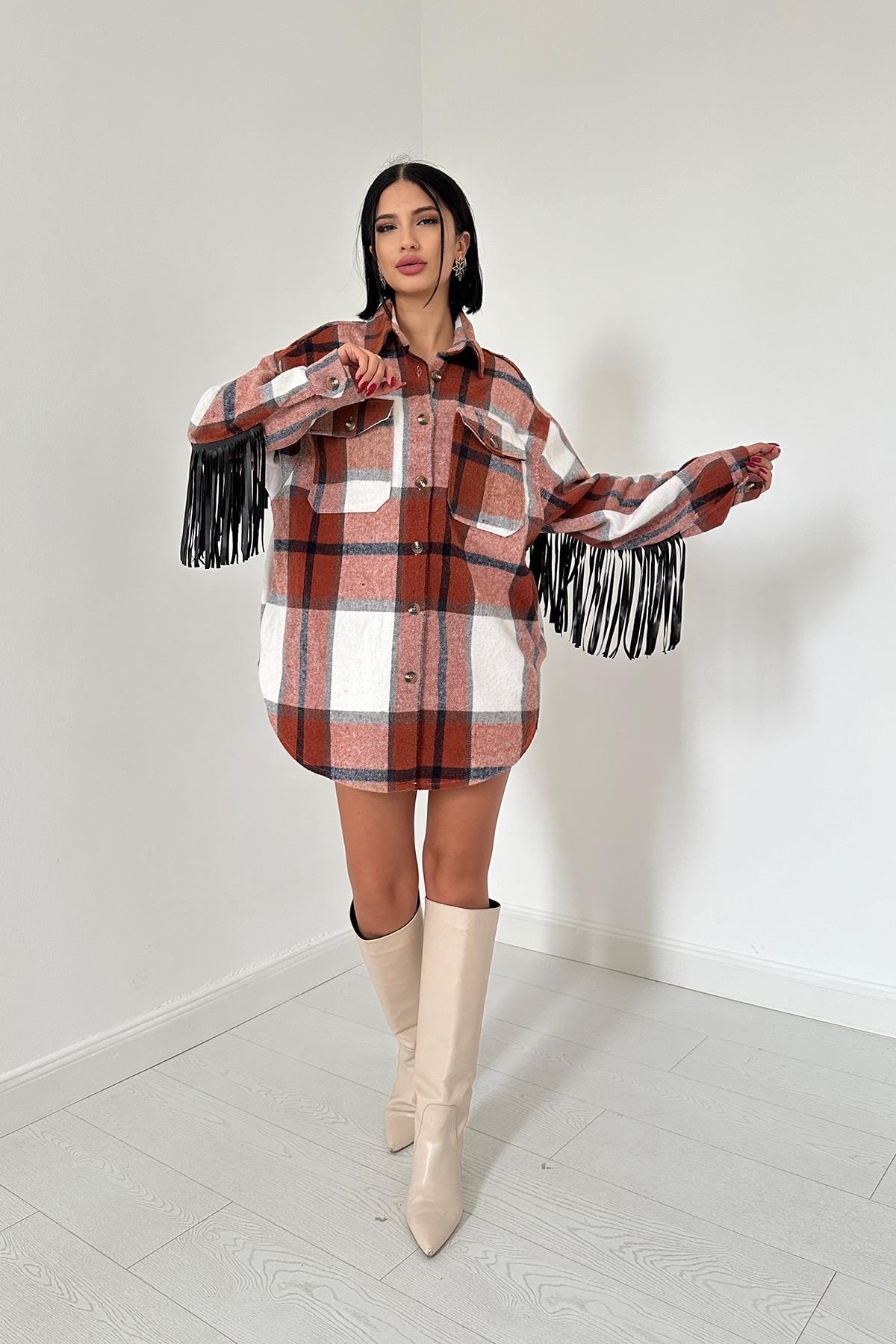 Toptan Kahverengi Arkası Püsküllü Gömlek