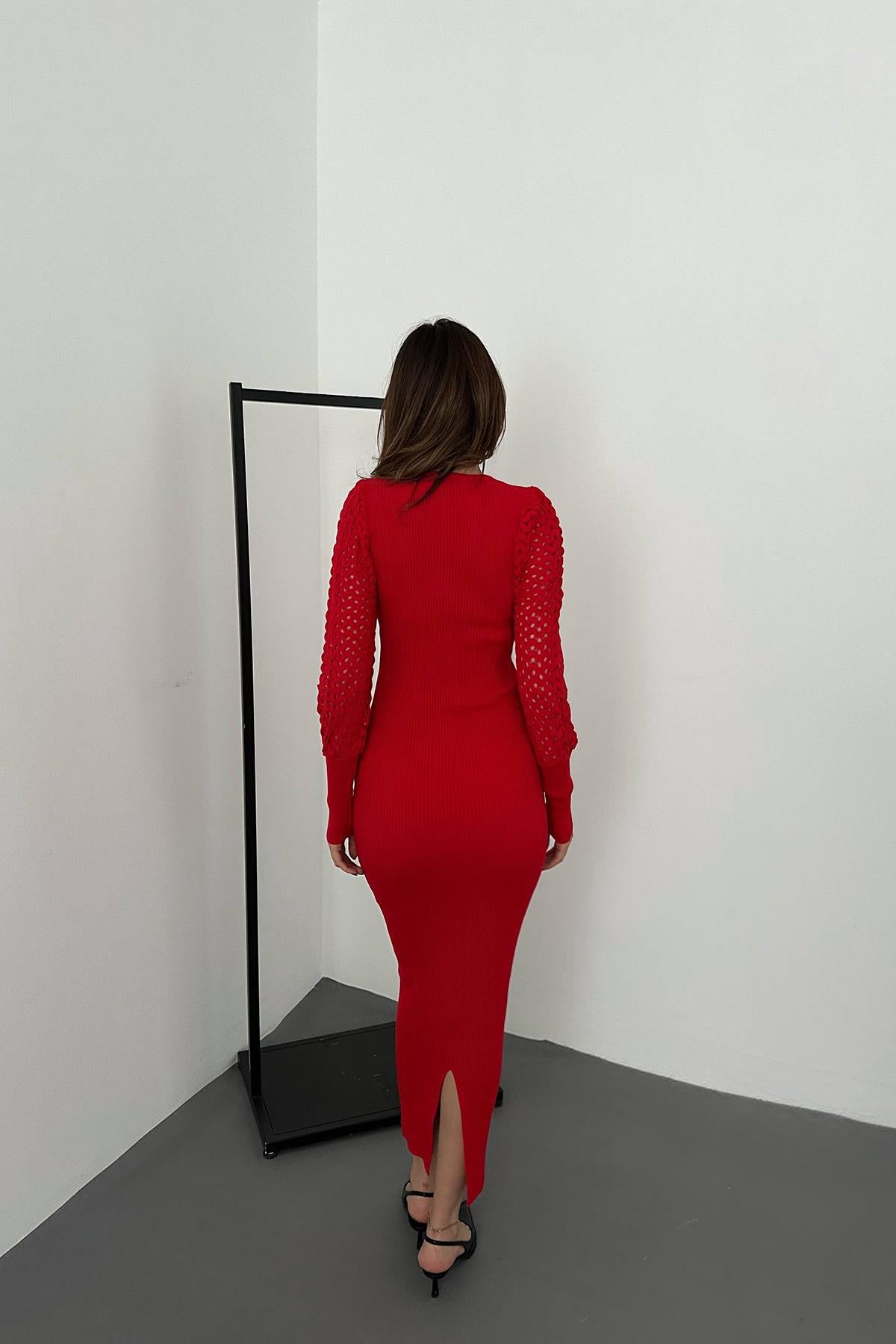 Toptan Kırmızı Kolları Örgülü Triko Elbise