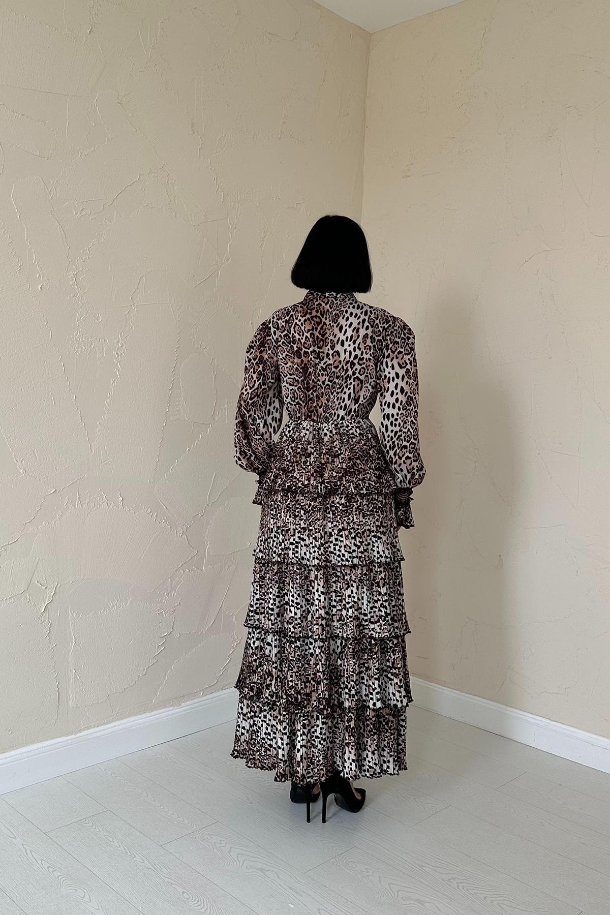 Toptan Leopar Pilise Detaylı Lastikli Elbise