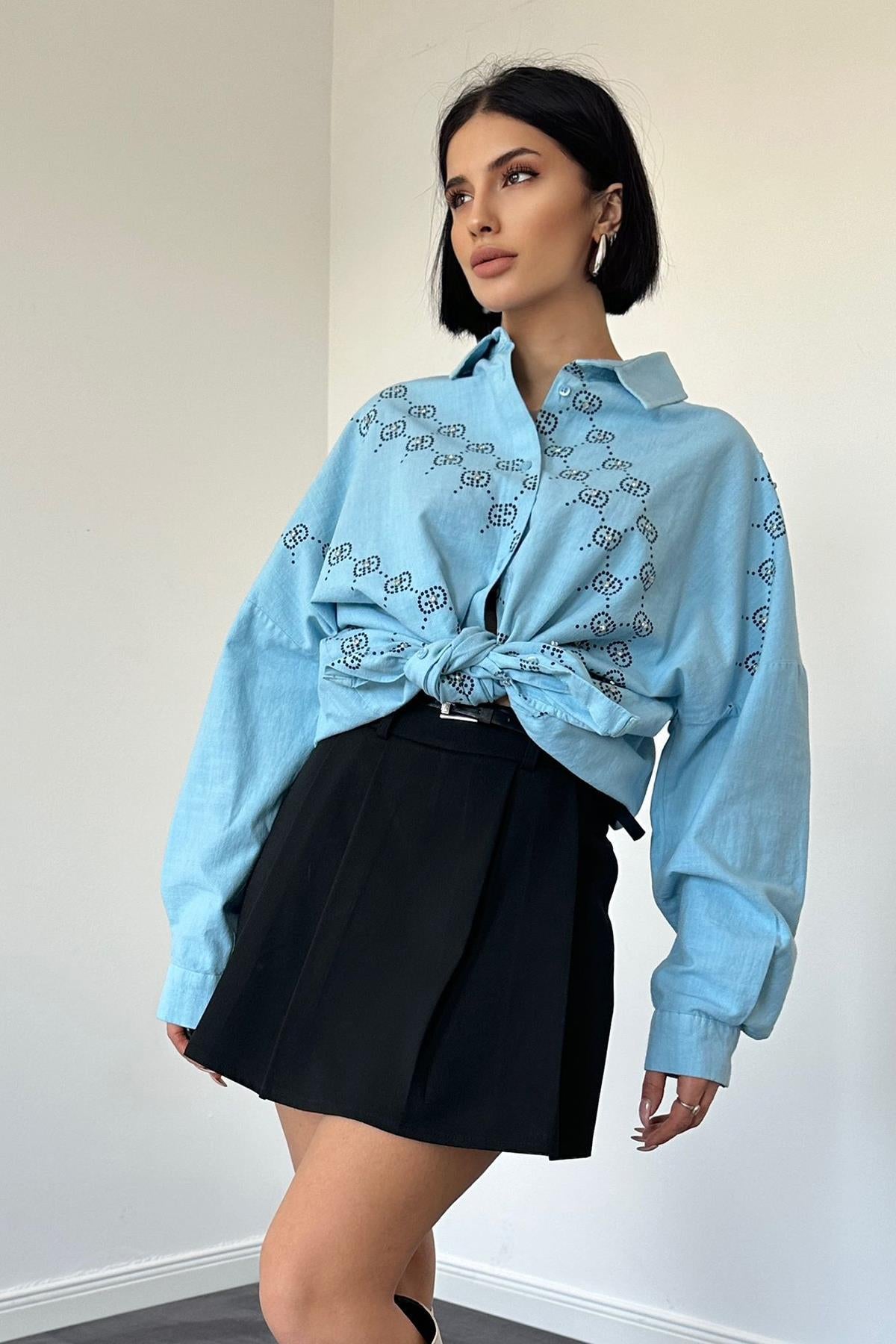 Toptan Mavi Boyamalı Keten Baskılı Taşlı Gömlek Mavi STD