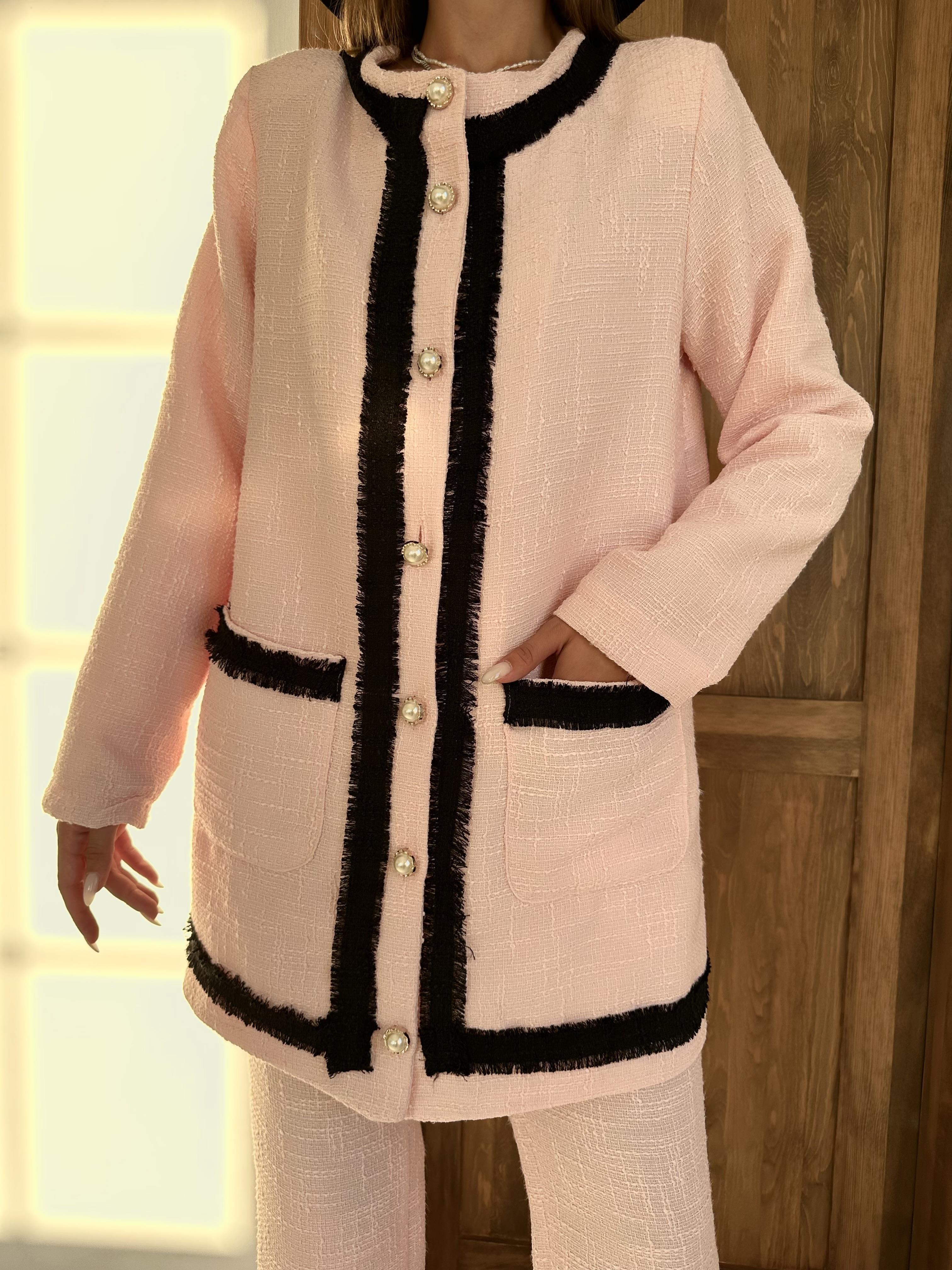 Toptan Pembe Siyah Şeritli Yakasız Ceket Ve Pantolon Takım