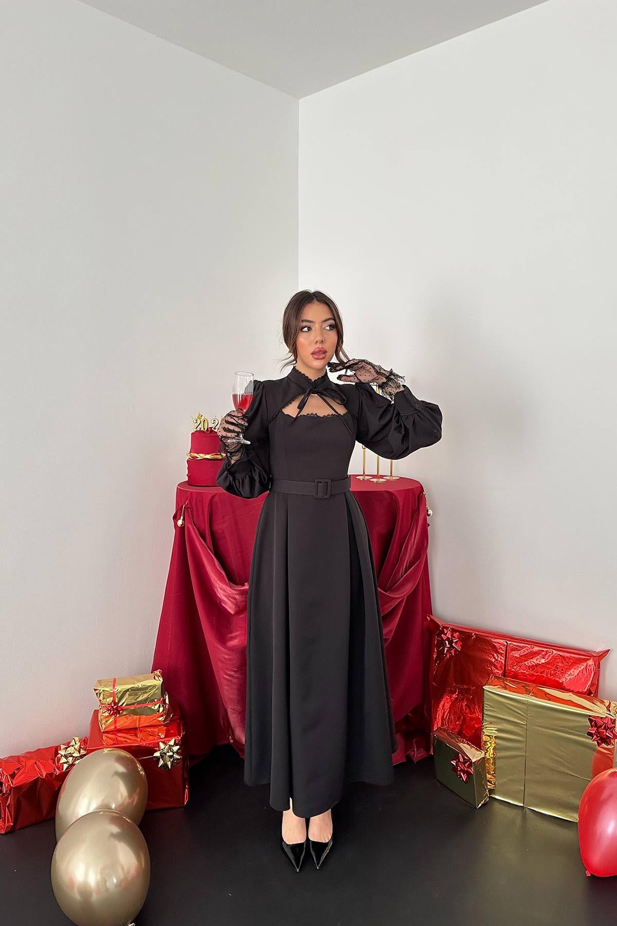 Toptan Siyah Dantelli Kuplu Elbise