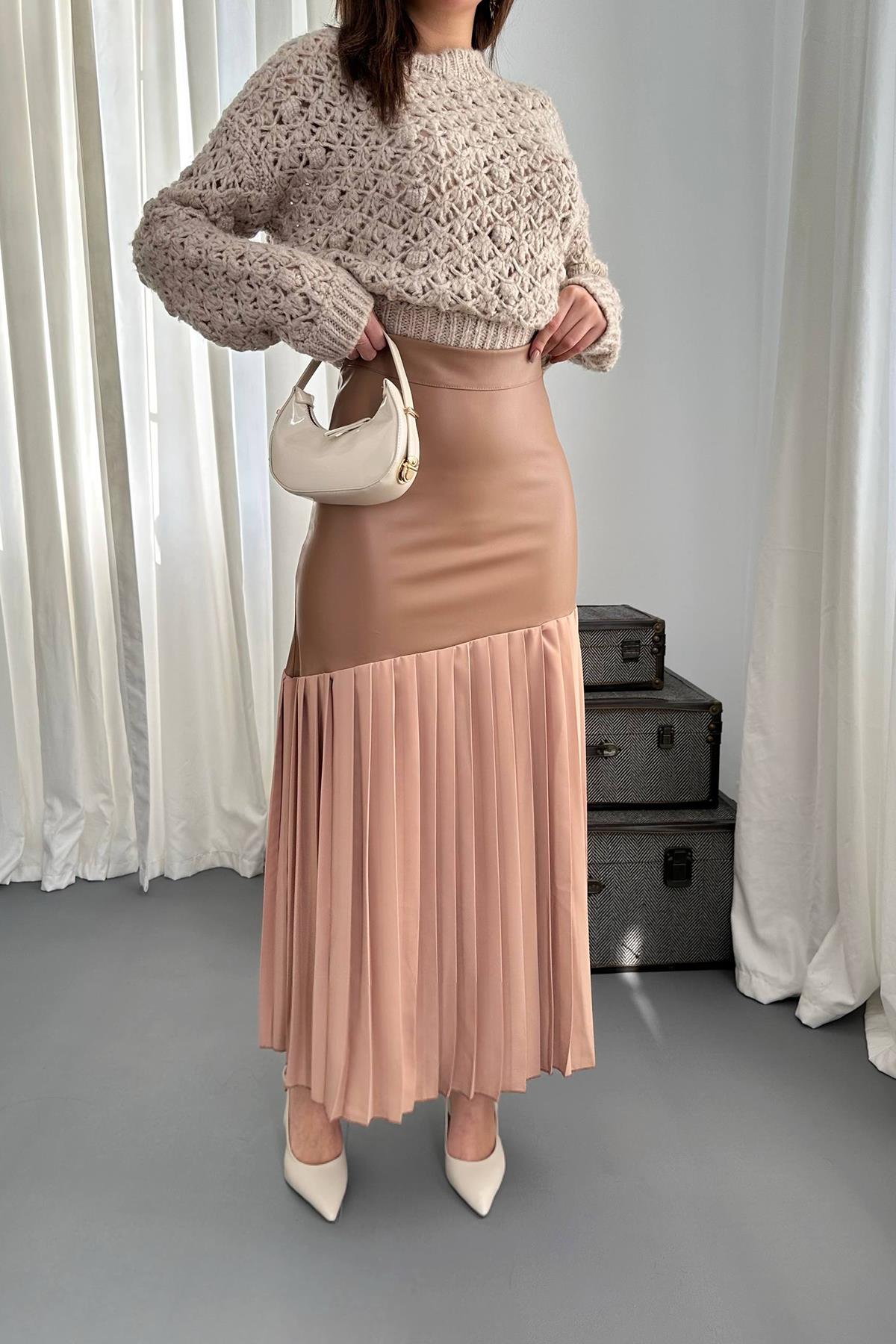 Toptan Vizon Alt Piliseli Deri Garnili Etek