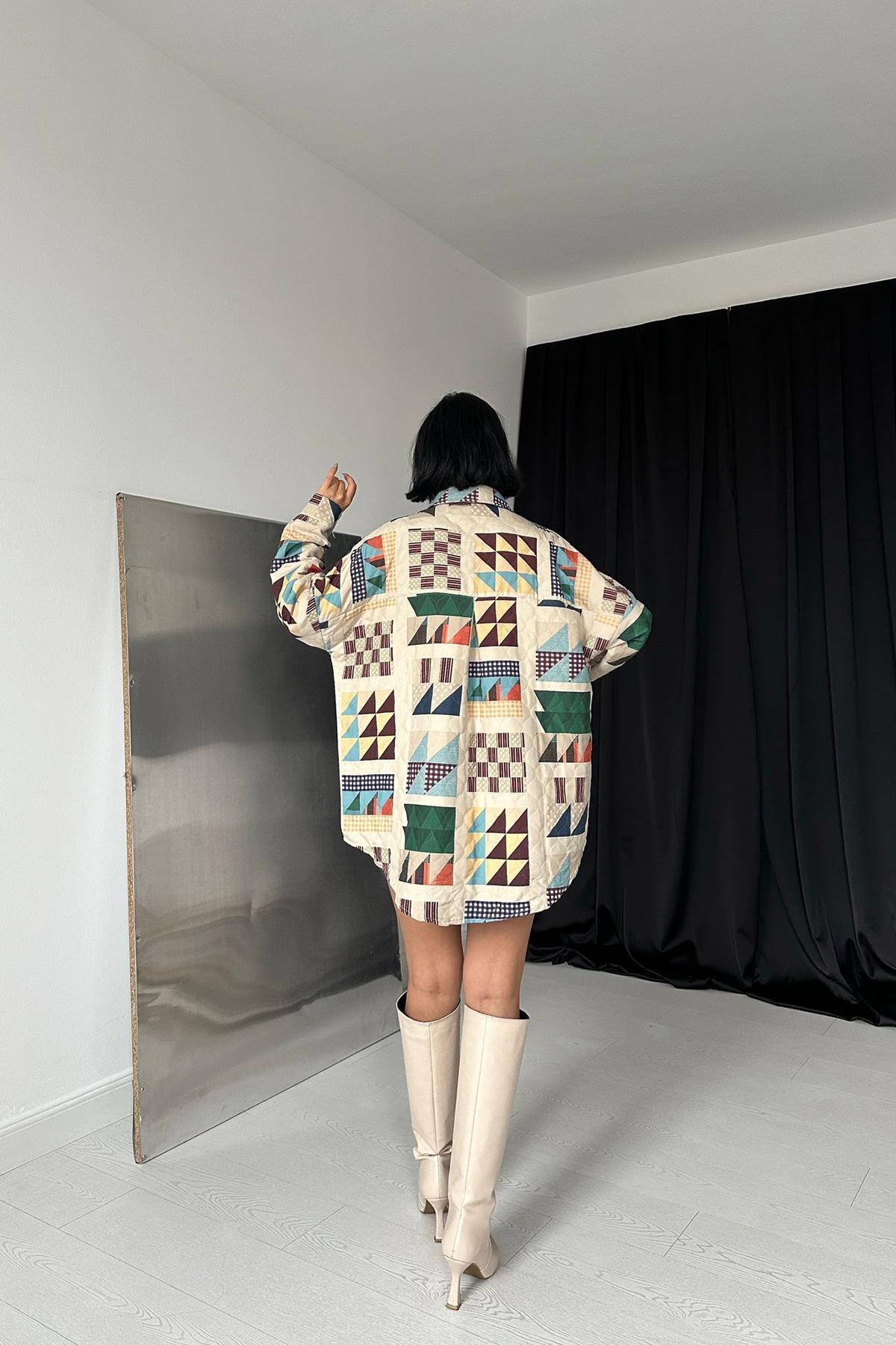 Toptan Yeşil Desenli Kapitone Cepli Gömlek