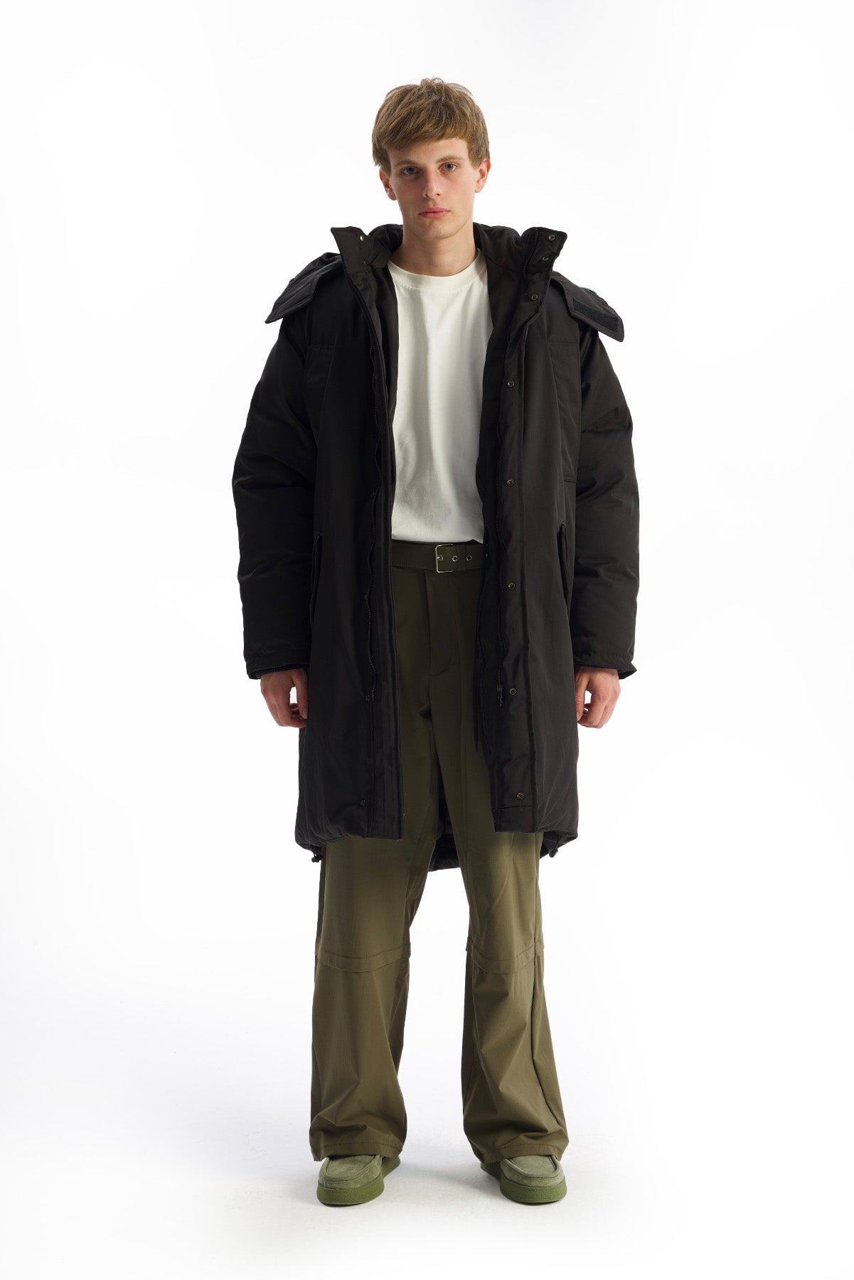 UZUN ŞİŞME SİYAH MONT - SİYAH L