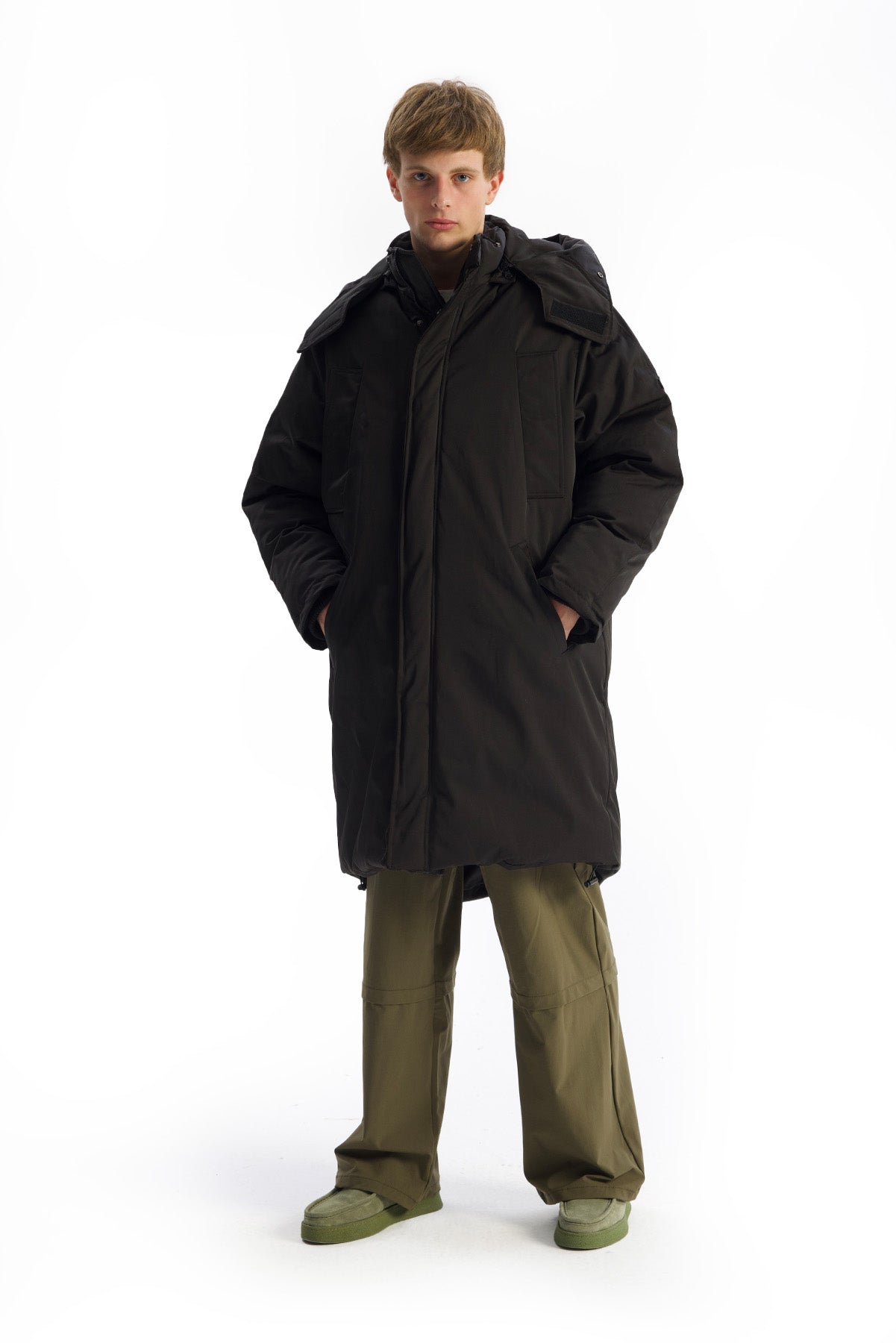 UZUN ŞİŞME SİYAH MONT - SİYAH M