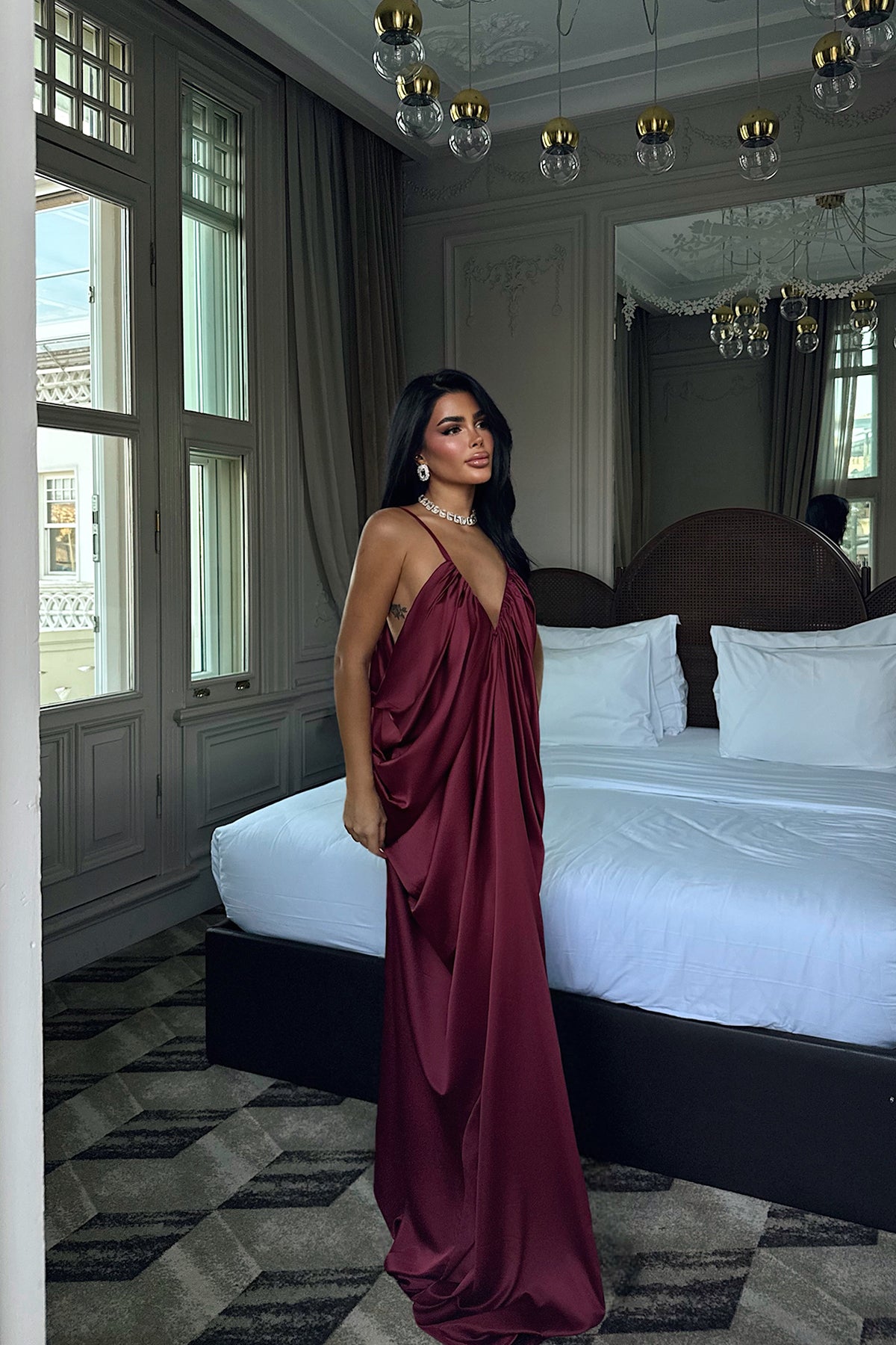 Vişne Çürüğü Tulula Uzun Saten Elbise ATE-3679