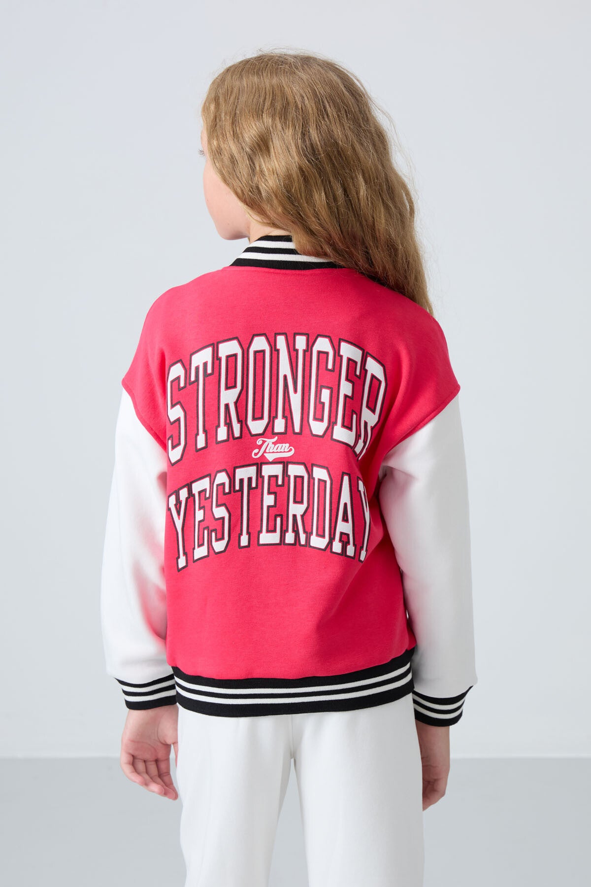 Viva Kırmızı Pamuklu İçi Tüylü Yumuşak Dokulu Standart Fit Nakışlı Kız Çocuk Kolej Ceket - 75163