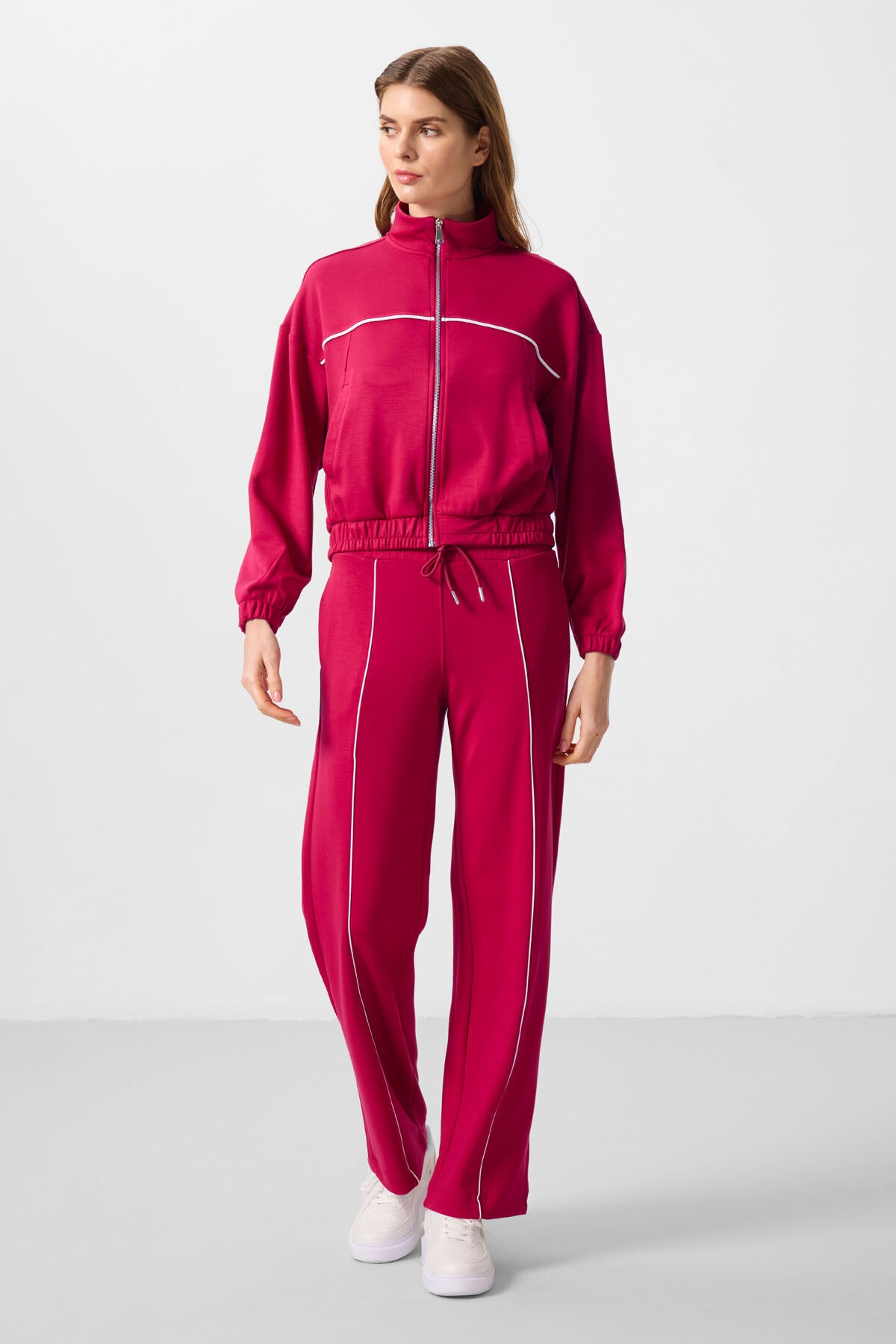 Viva Kırmızı Yumuşak Dokulu Dik Yaka Oversize Lastikli Kadın Eşofman Takım - 95349