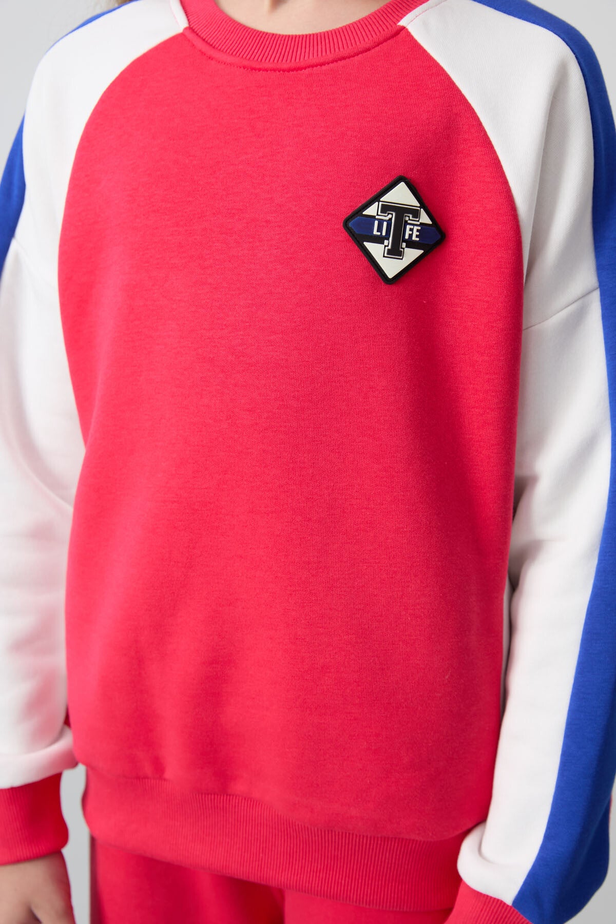 Viva Kırmızı O Yaka Geniş Paça Standart Fit Baskılı Kız Çocuk Eşofman Takım - 75165