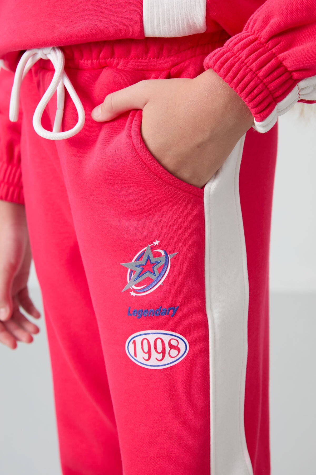 Viva Kırmızı Pamuklu İçi Tüylü Yumuşak Dokulu Standart Fit Baskılı Kız Çocuk Eşofman Takım - 75166