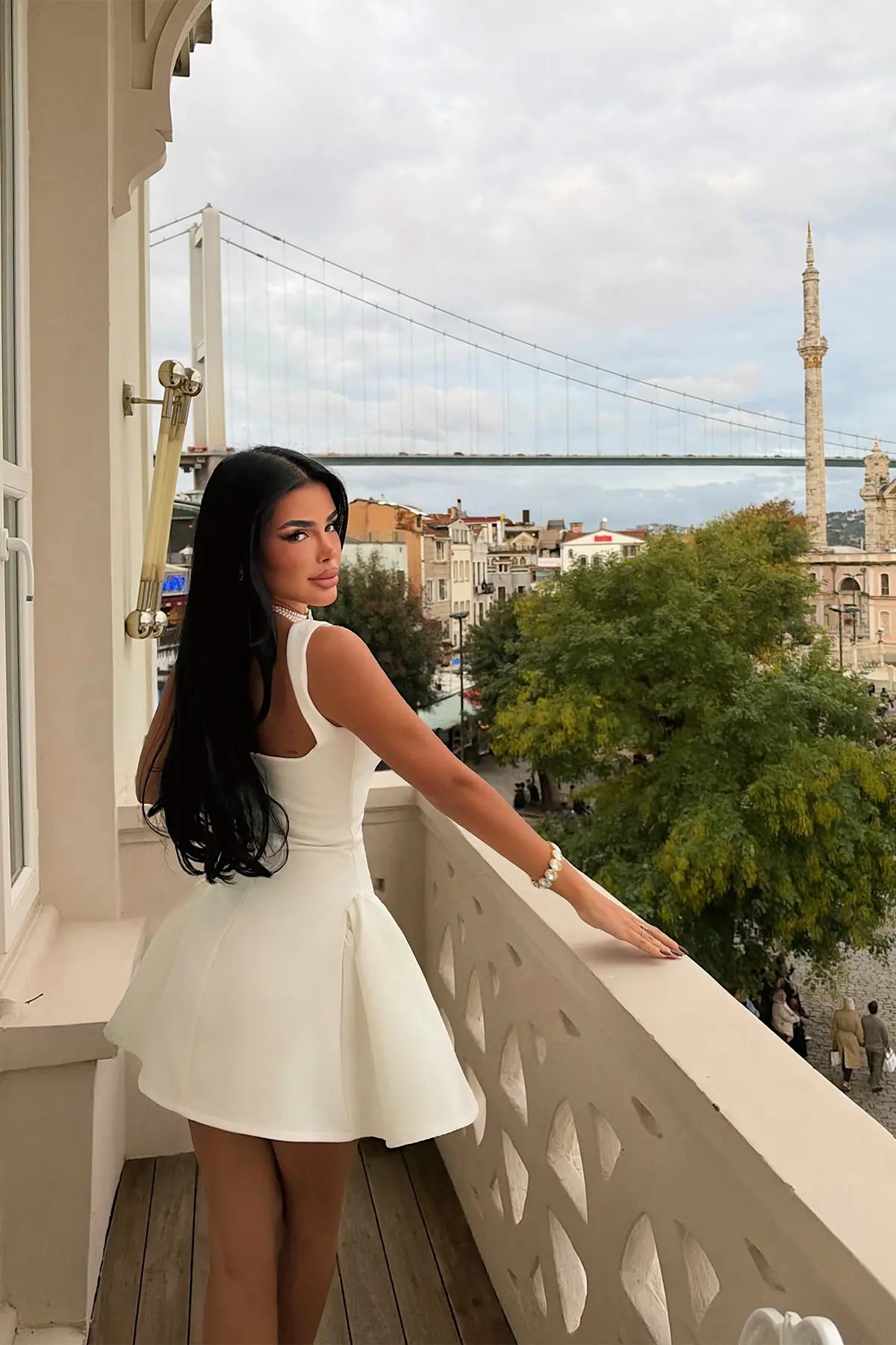 Beyaz Askılı Basic Elbise