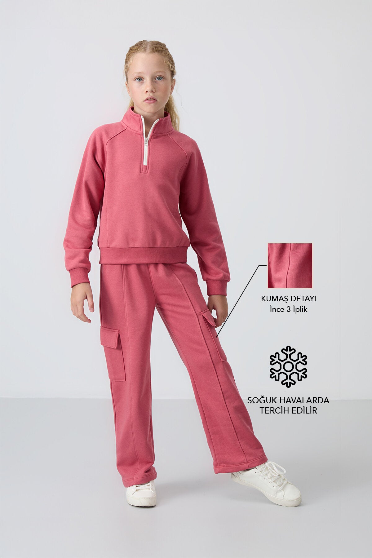 Yaban Gülü Pamuklu İçi Tüylü Yumuşak Dokulu Standart Fit Nakışlı Kız Çocuk Eşofman Takım - 75159