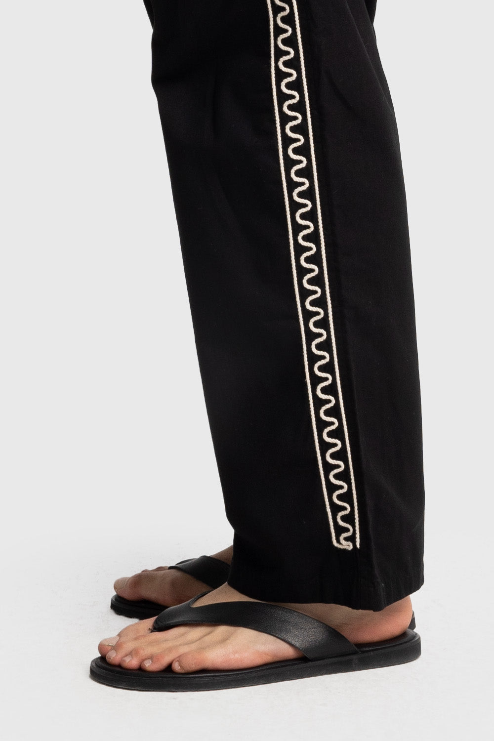 YANI İŞLEMELİ POPLIN PANTOLON - SİYAH L