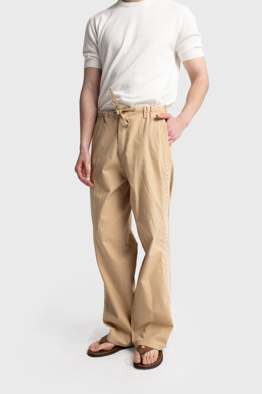 YANI İŞLEMELİ POPLIN PANTOLON - TABA L