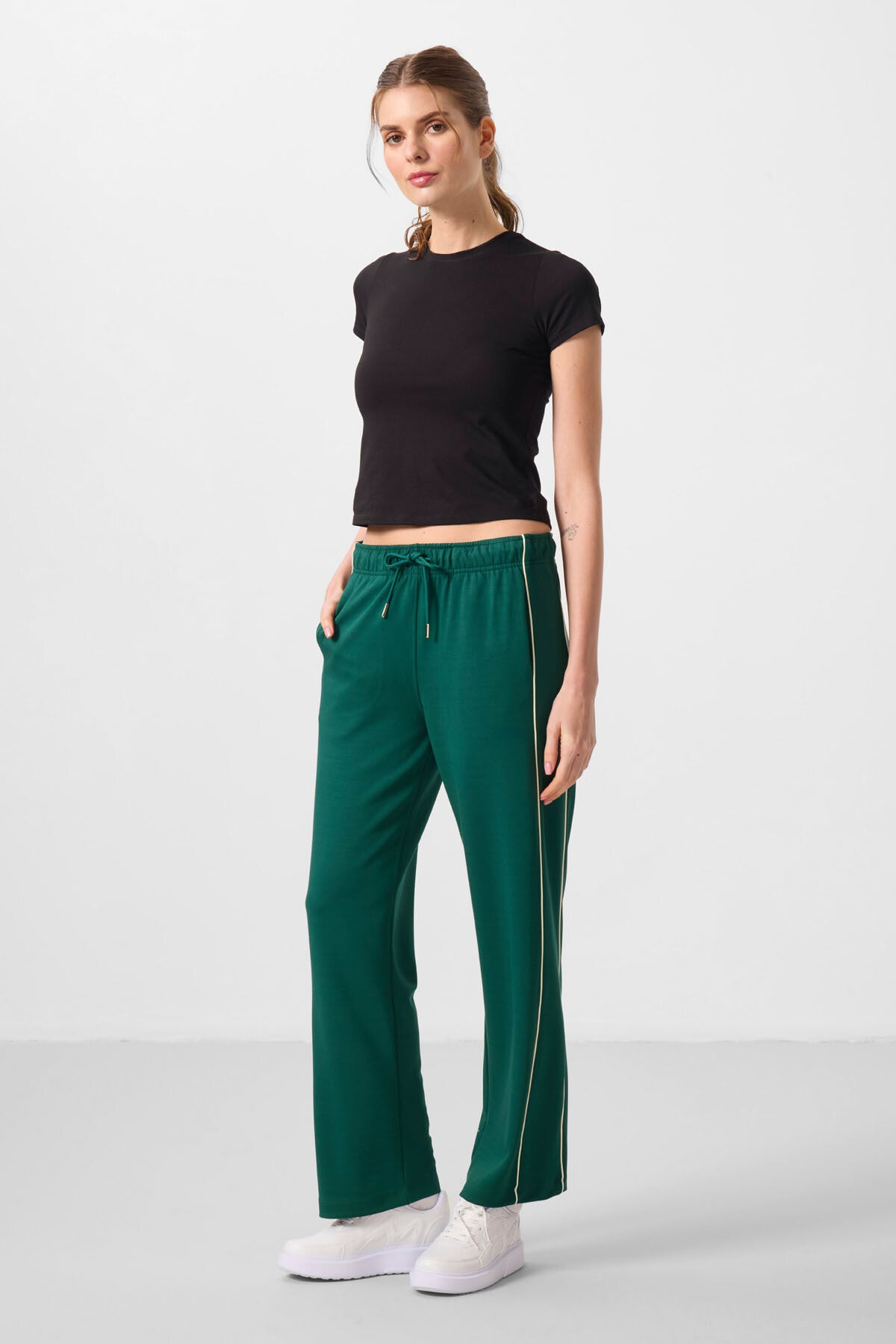 Yeşil Yumuşak Dokulu Yan Panel Detaylı Geniş Paça Kadın Palazzo Pantolon - 94669