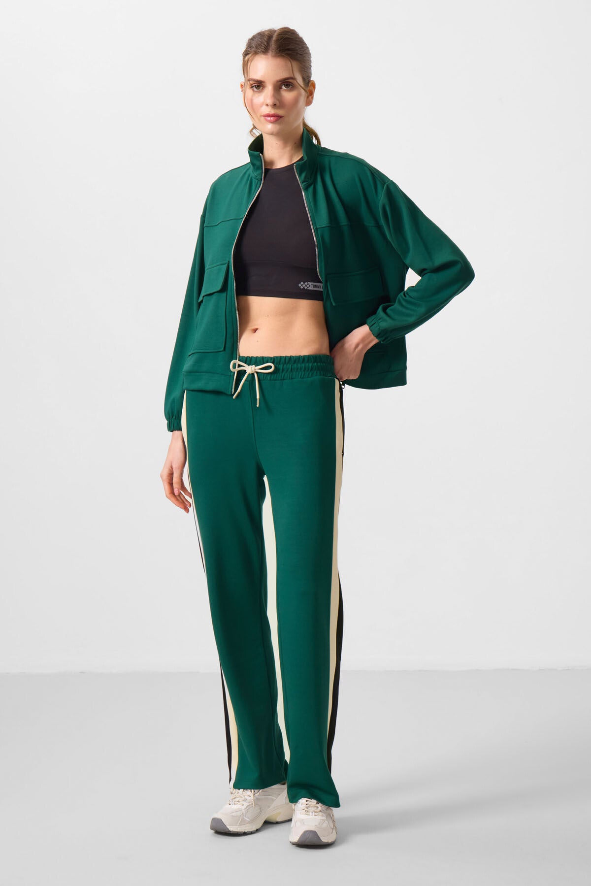 Yeşil Yumuşak Dokulu Yan Panel Detaylı Geniş Paça Kadın Palazzo Pantolon - 94671