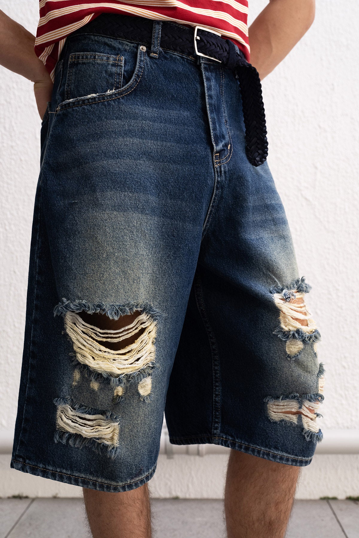 YIRTIKLI JEAN MAVİ ŞORT - MAVİ M