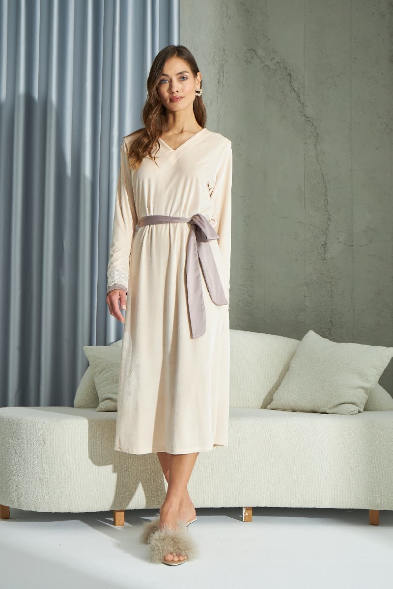 15376 BAYAN KADİFE UZUN ELBİSE