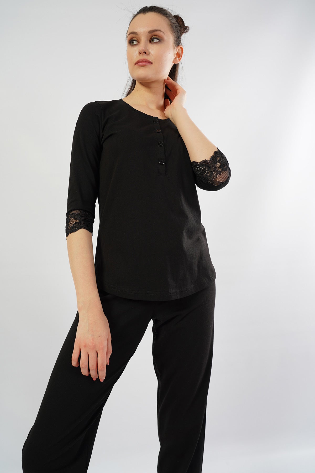 Woman Lace Pyjama Set