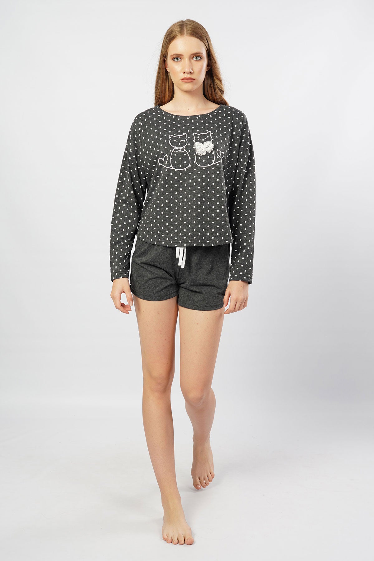 BAYAN P.SUPREM O YAKA DUSUK OMUZLU UZUN KOL ETEGI OVAL SORT TAKIM