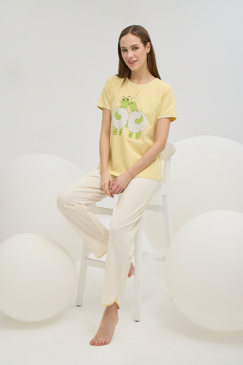 16575 KADIN BASKILI PİJAMA TAKIM