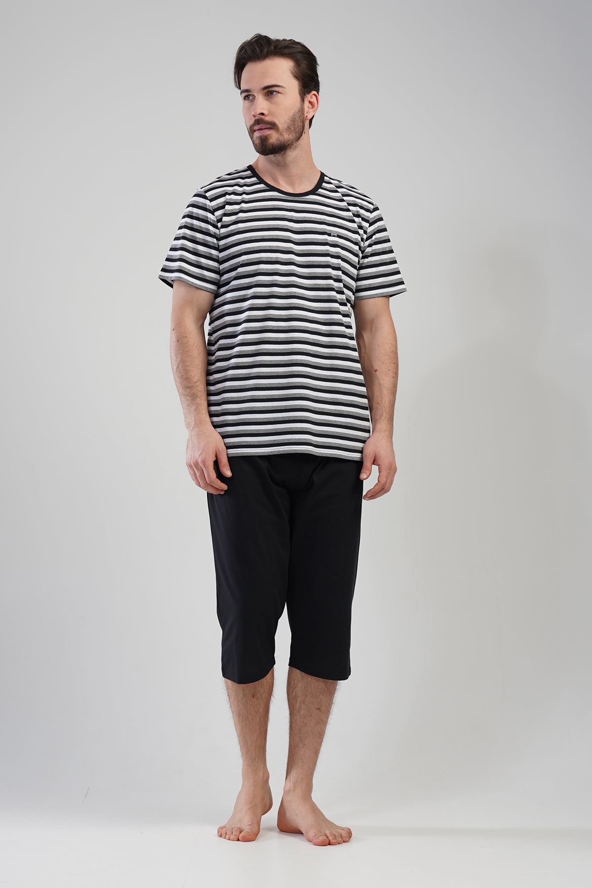 Man Black Line Capri Set