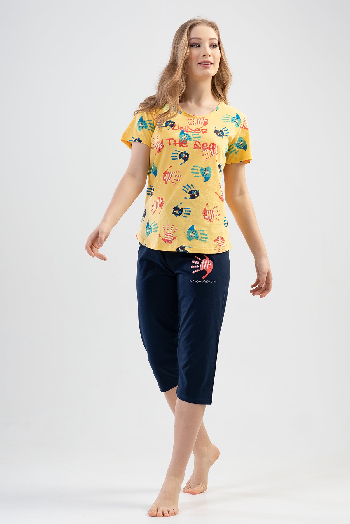 Woman Handcraft Capri Set