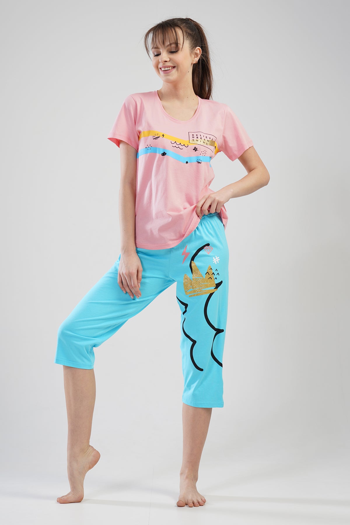Woman Sheny Capri Set