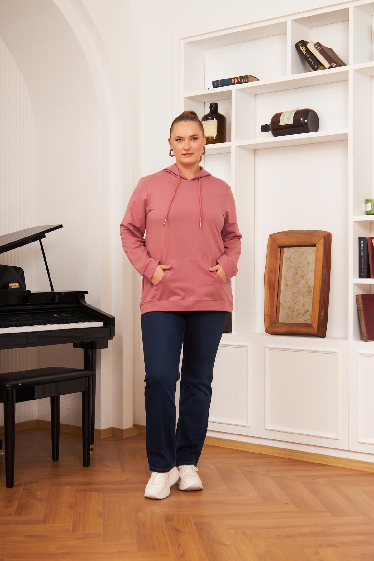 Kapşonlu Büyük Beden Gülkurusu Sweatshirt