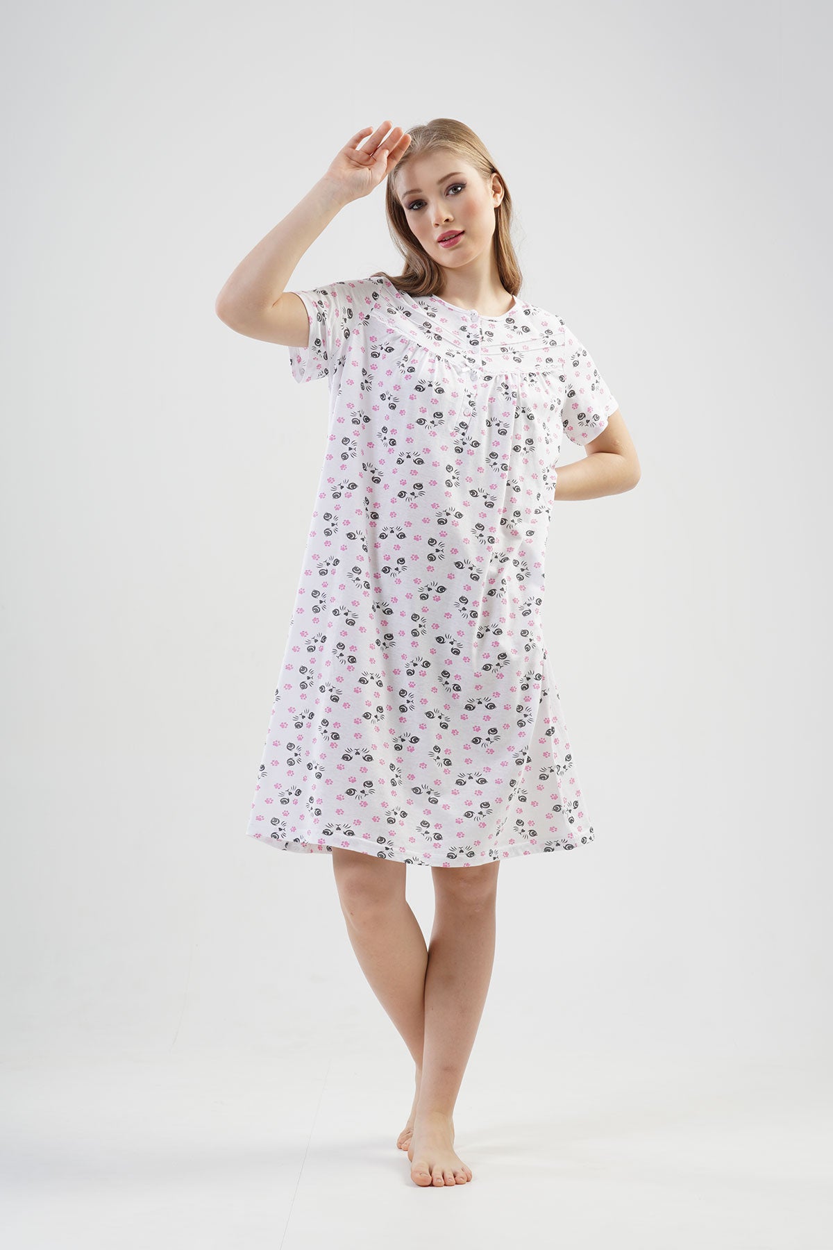 Woman Alty Nightgown