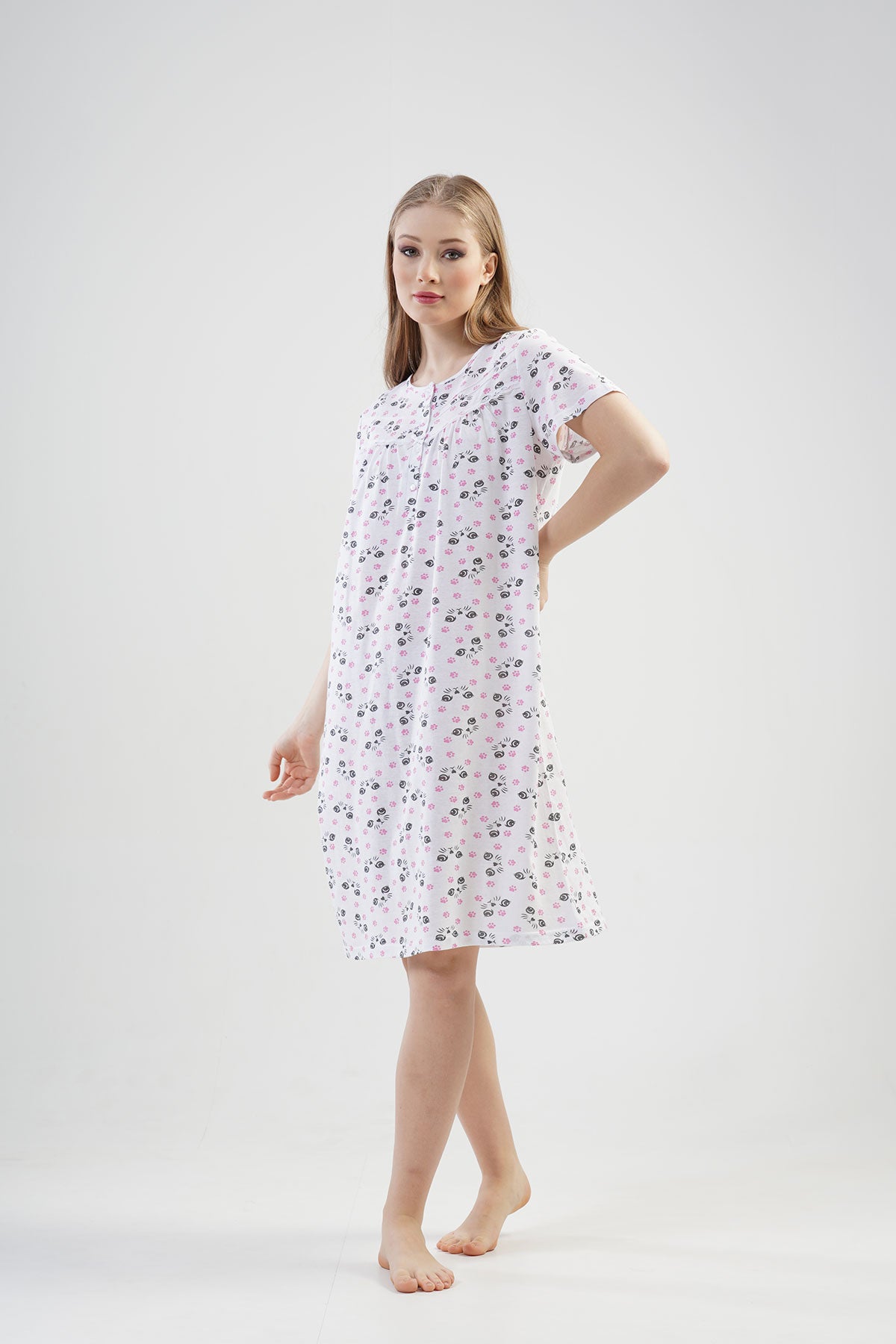 Woman Alty Nightgown