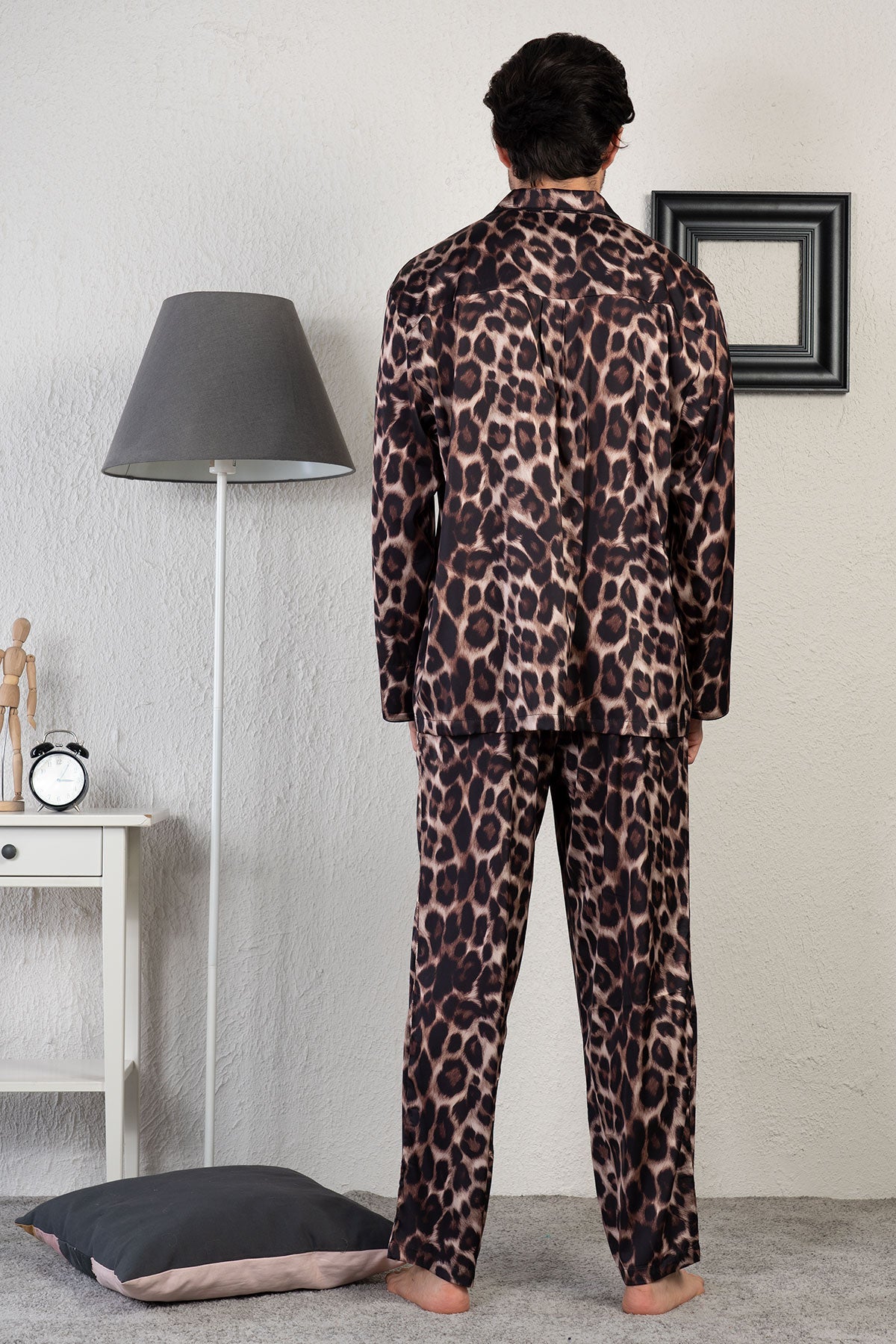 Man Leopard Pattern Satin Pyjama Set