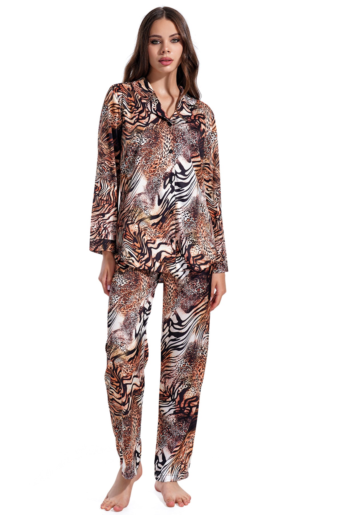Woman Exclusive Satin Leopard Pyjama Set