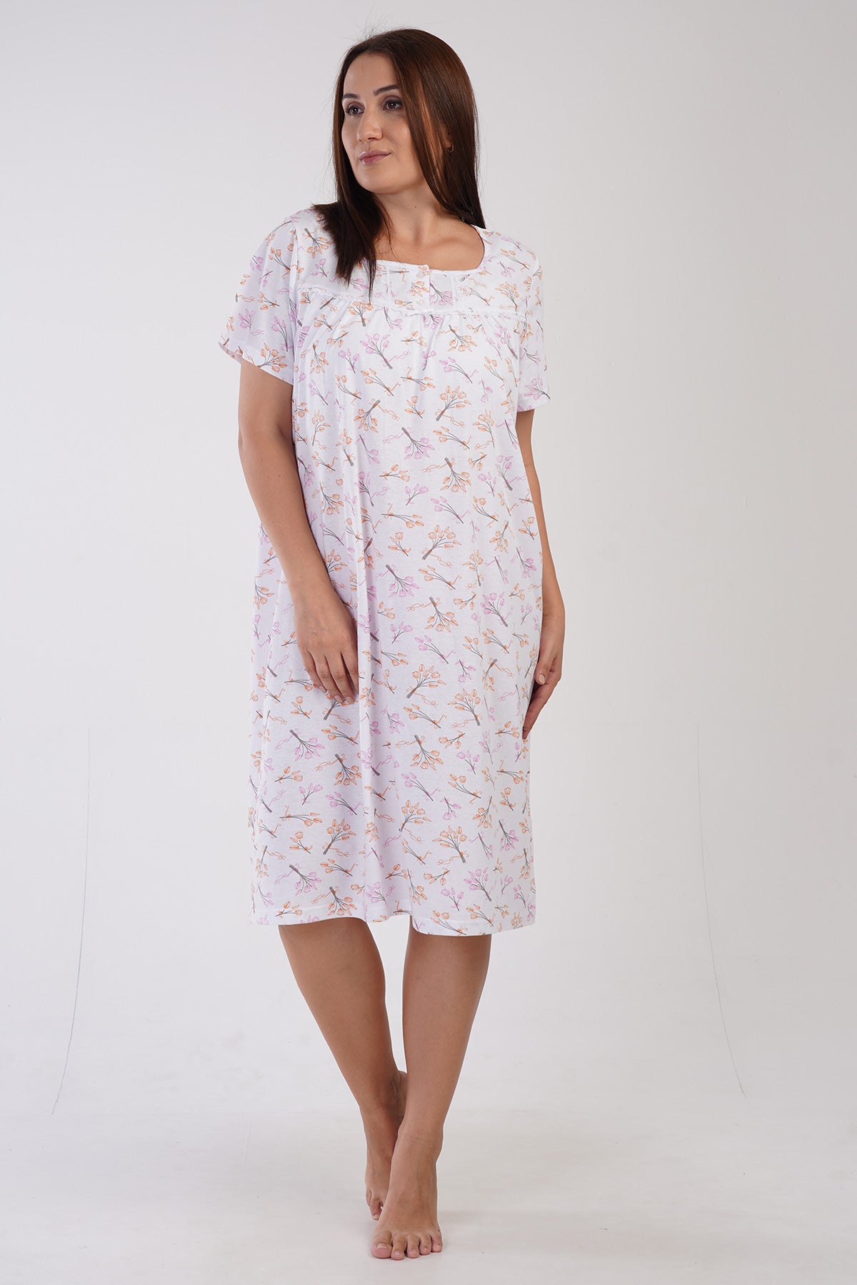 Woman Wande Grandma Nightgown