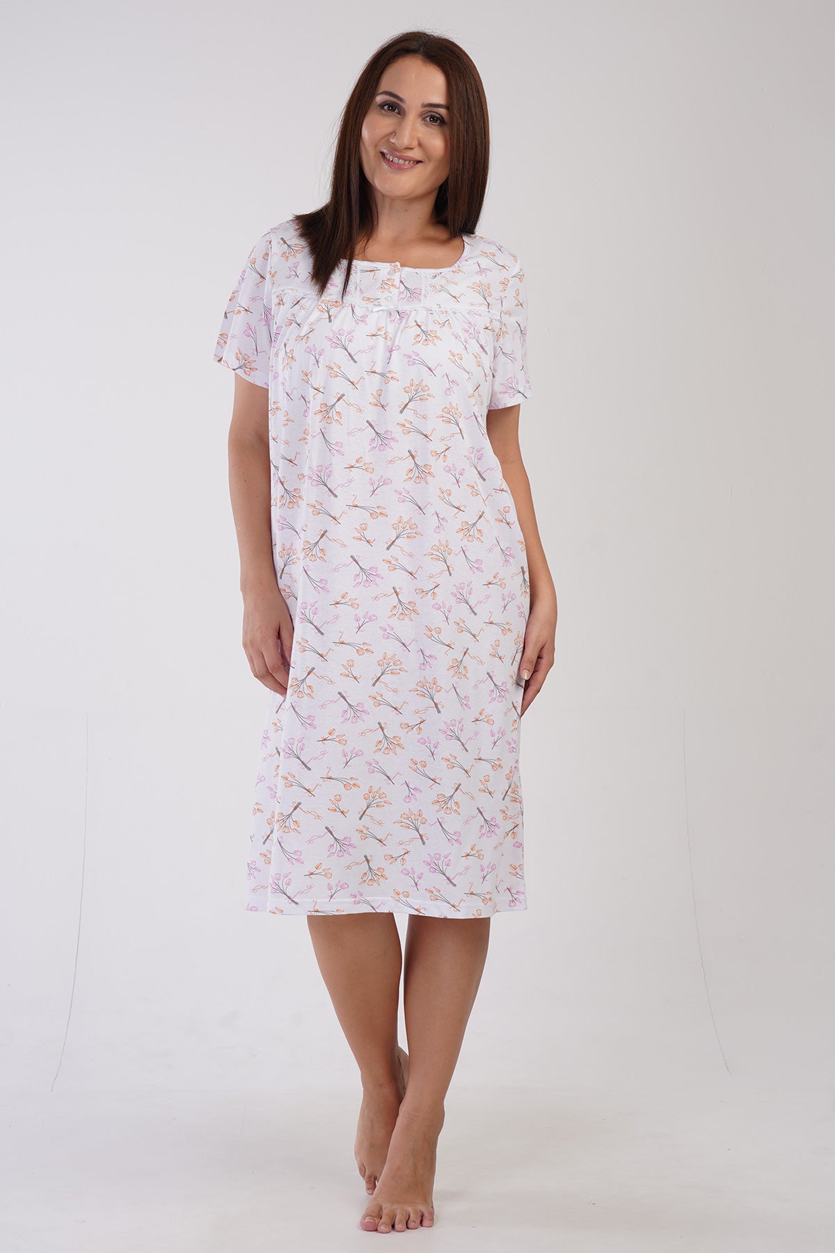 Woman Wande Grandma Nightgown