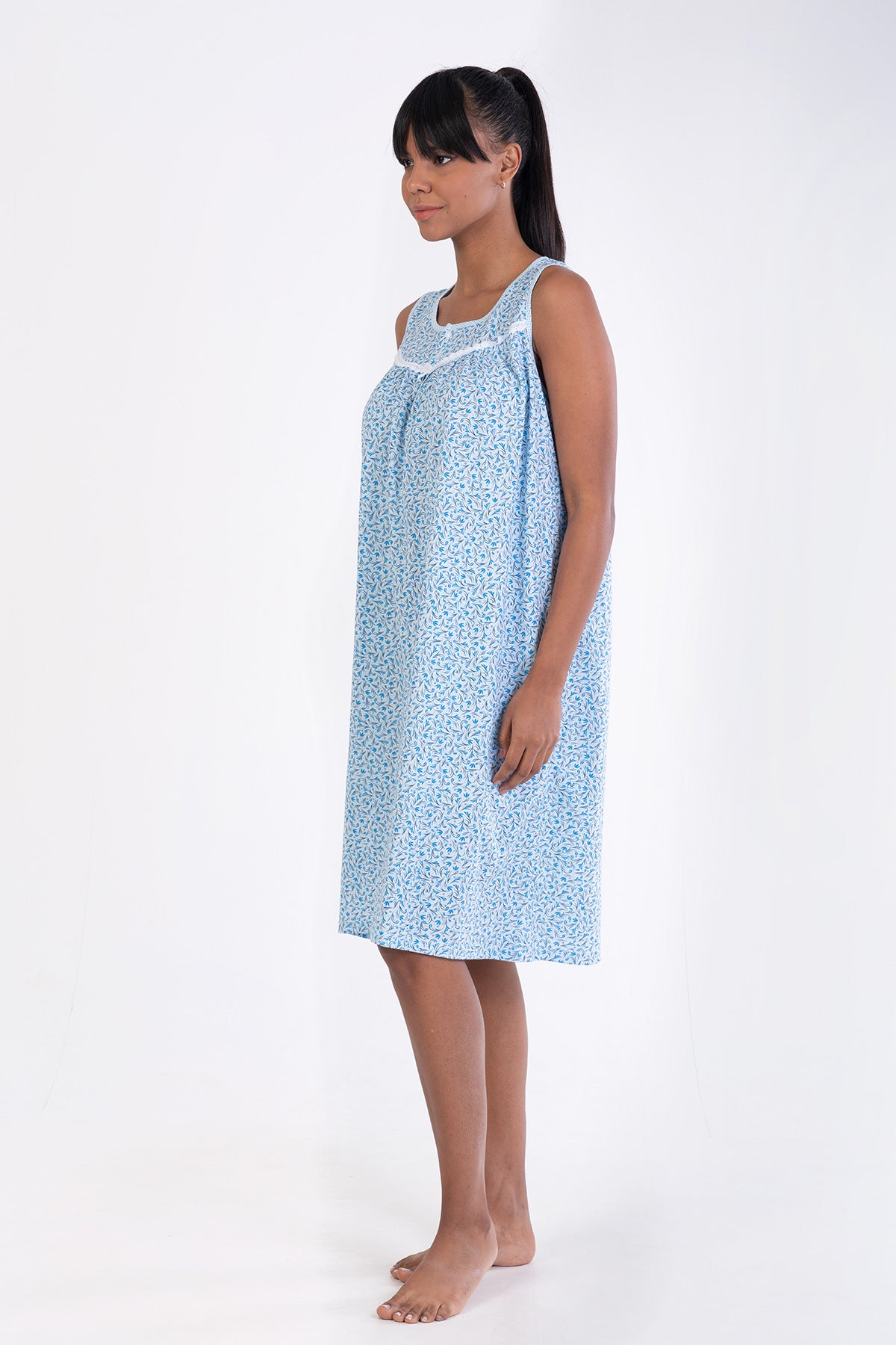 Woman Talne Grandma Nightgown