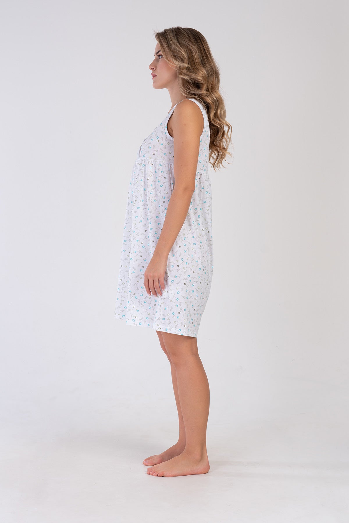 Woman Quen Nightgown