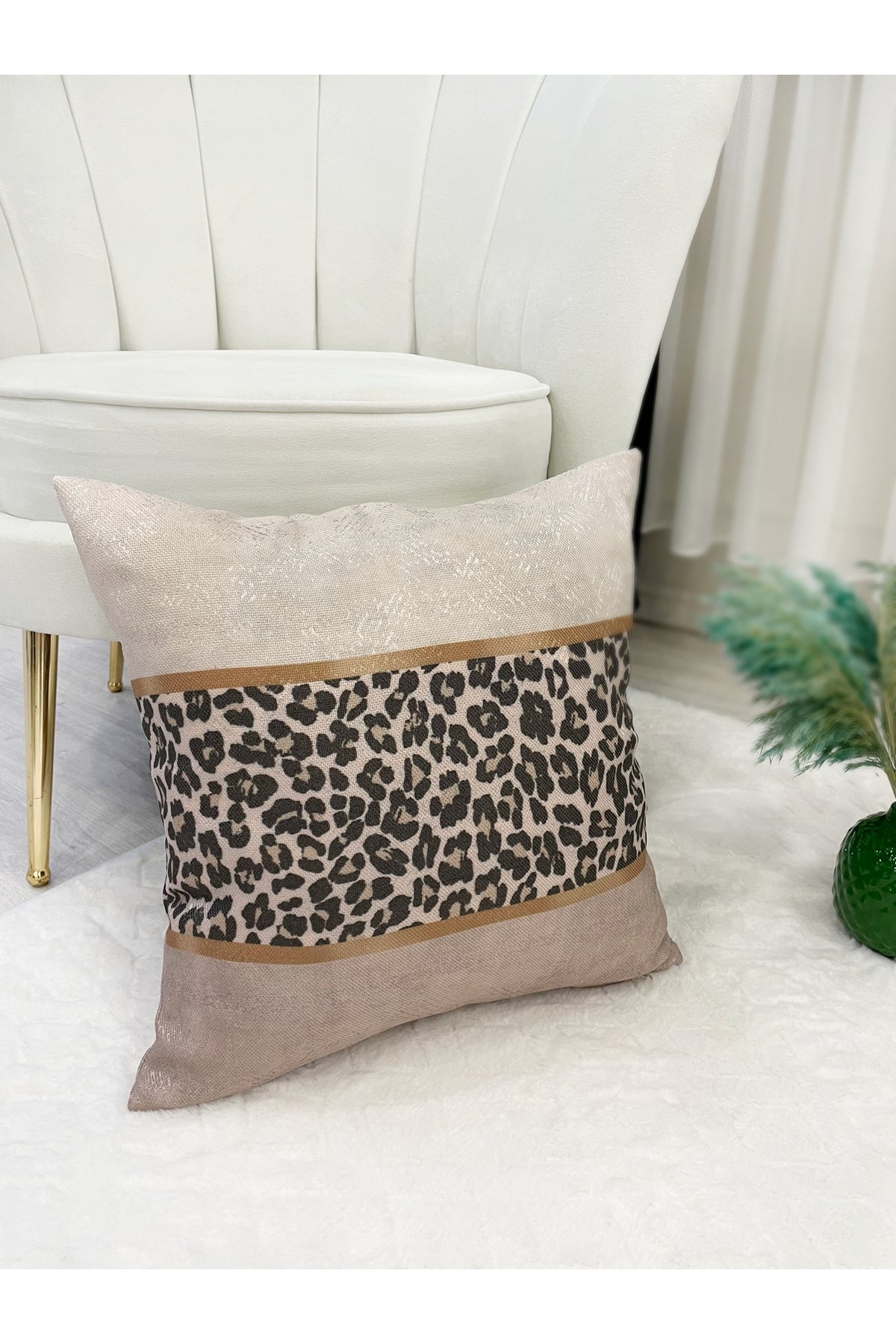 Leopar Desenli Keten Görünümlü Kırlent Kılıfı  - 45x45