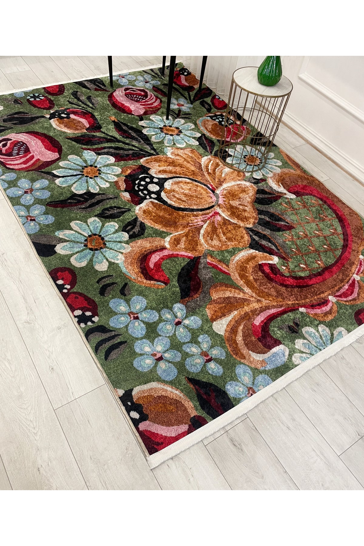 Yeşil Çiçek Desenli Floral Lateks Taban Halı