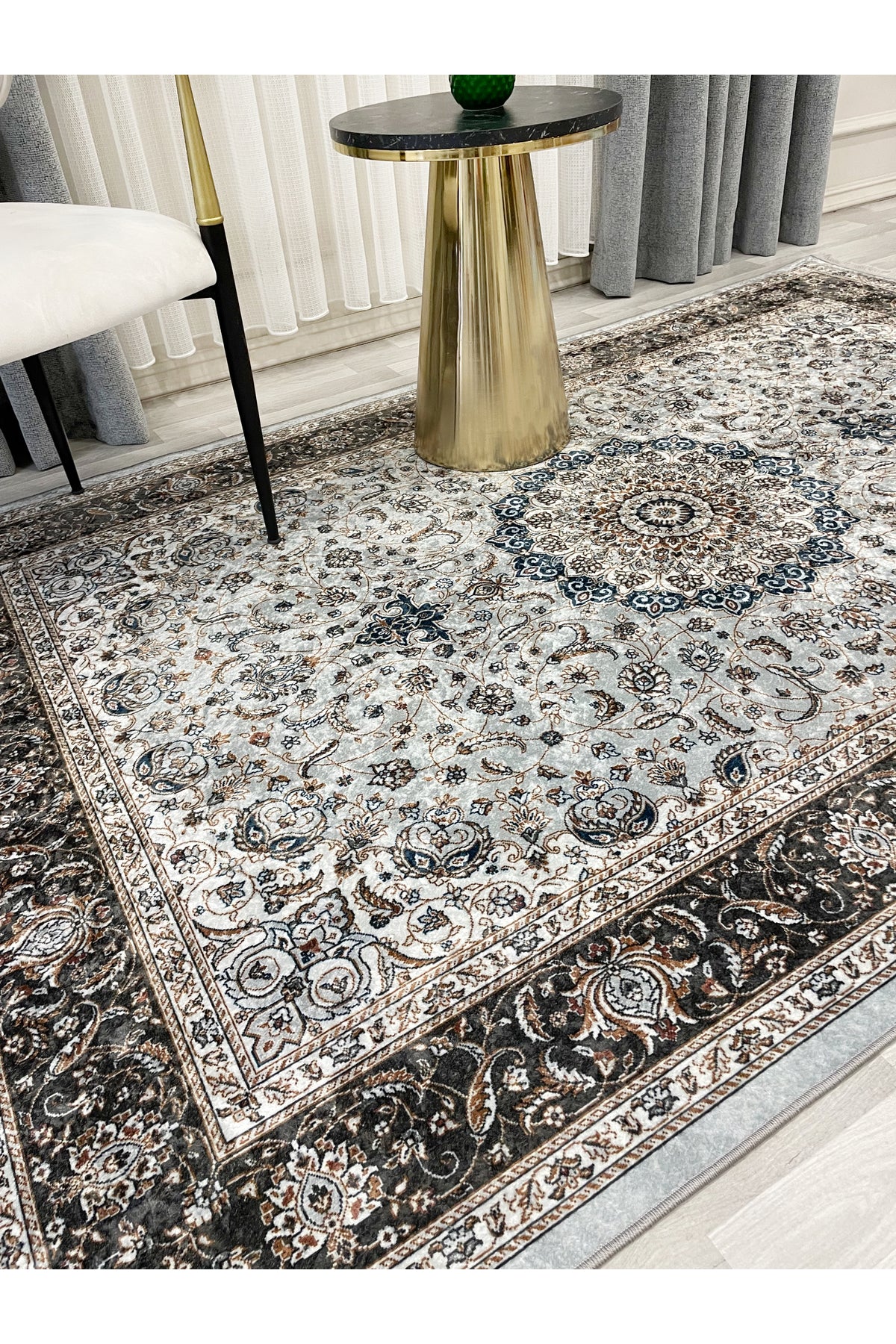 GRİ Geleneksel Motifli SAÇAKLI Klasik Kaymaz Taban Halı